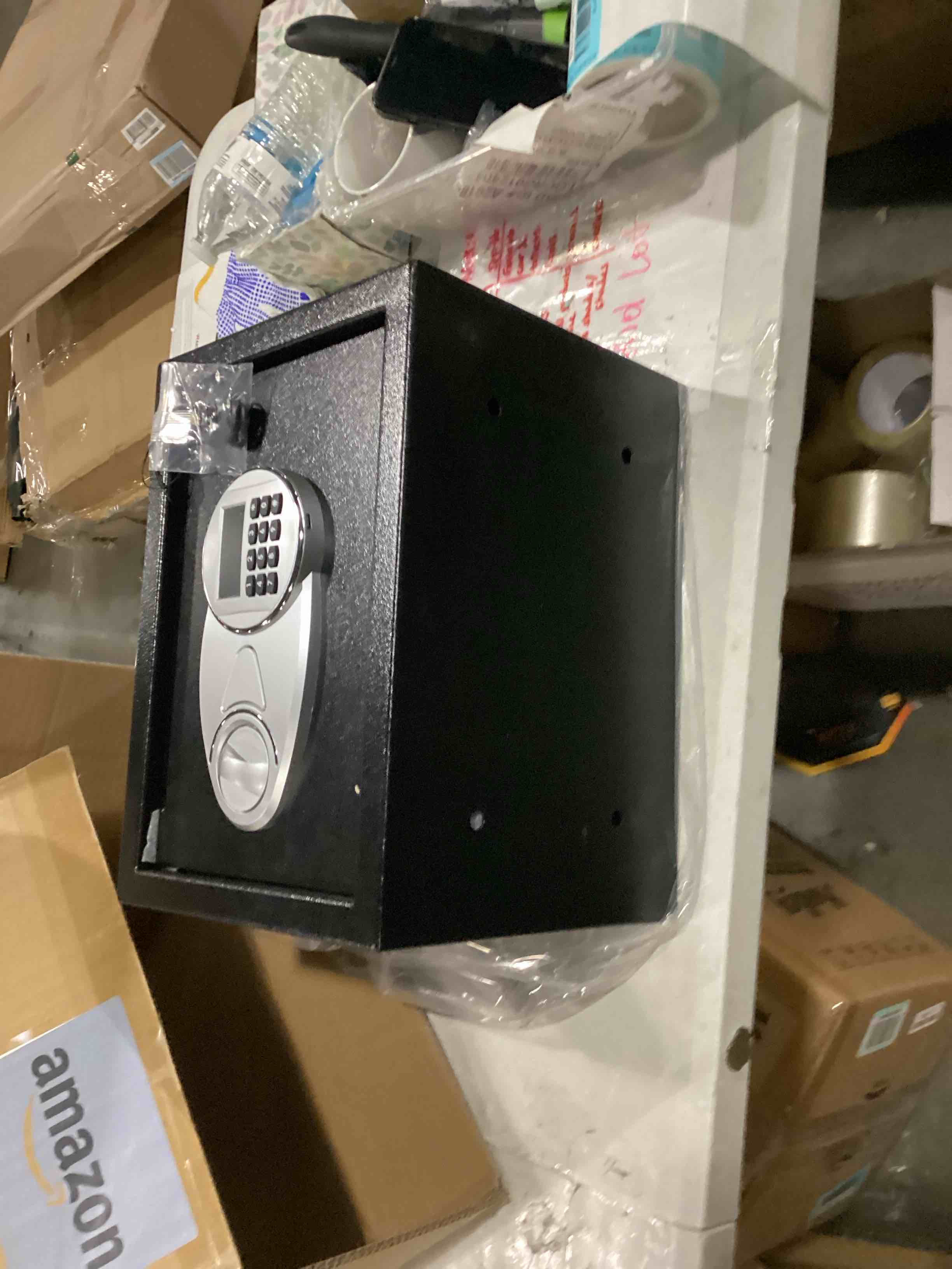 https://s3.amazonaws.com/lotting-images-prod/bidfta/BLU5878656_1718815800277.jpeg