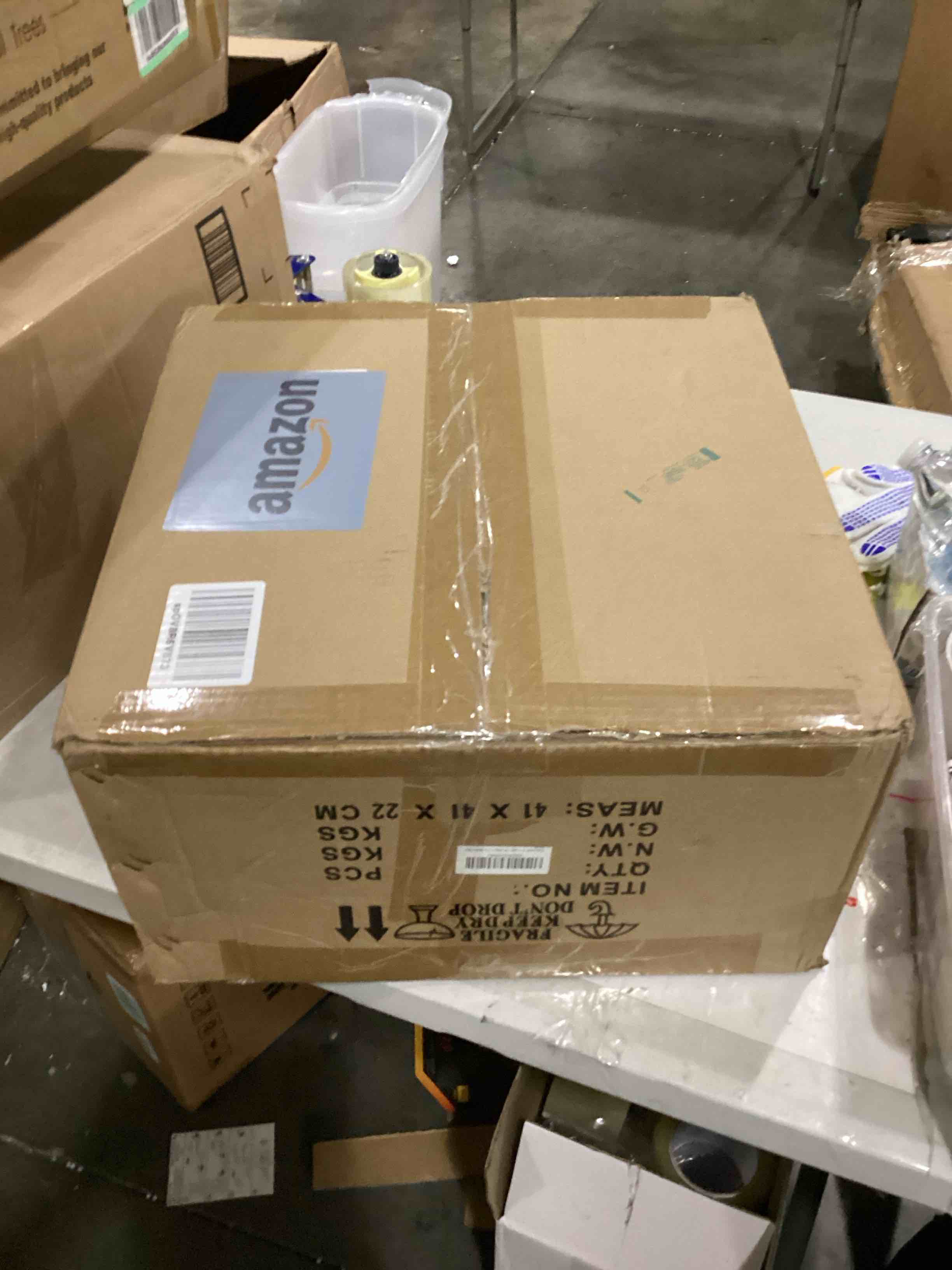 https://s3.amazonaws.com/lotting-images-prod/bidfta/BLU5878671_1718818401742.jpeg