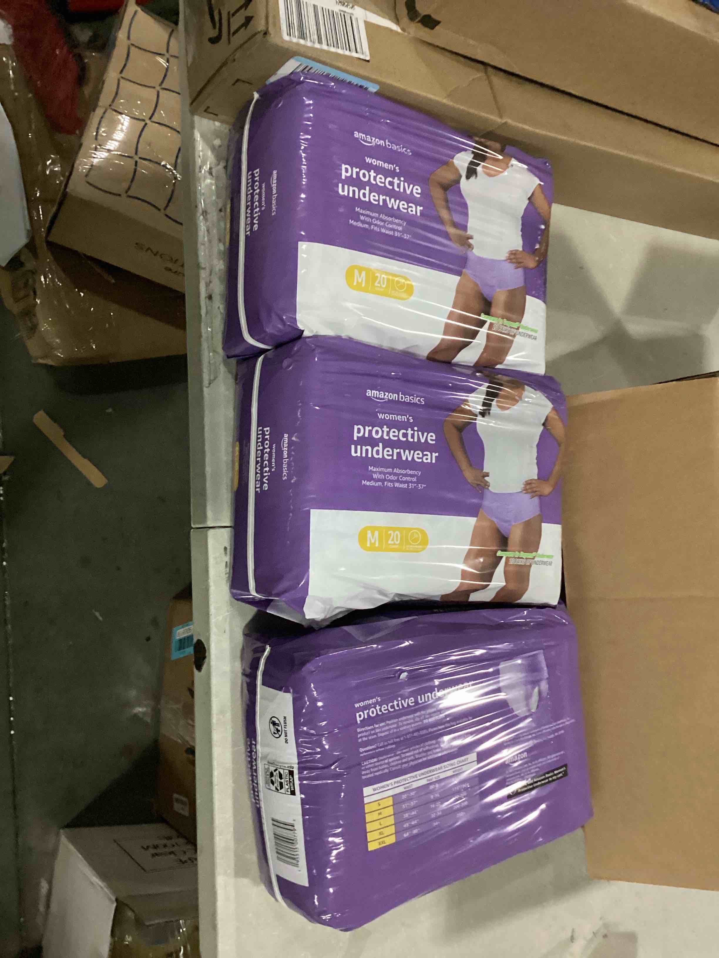 https://s3.amazonaws.com/lotting-images-prod/bidfta/BLU5878929_1718975060405.jpeg