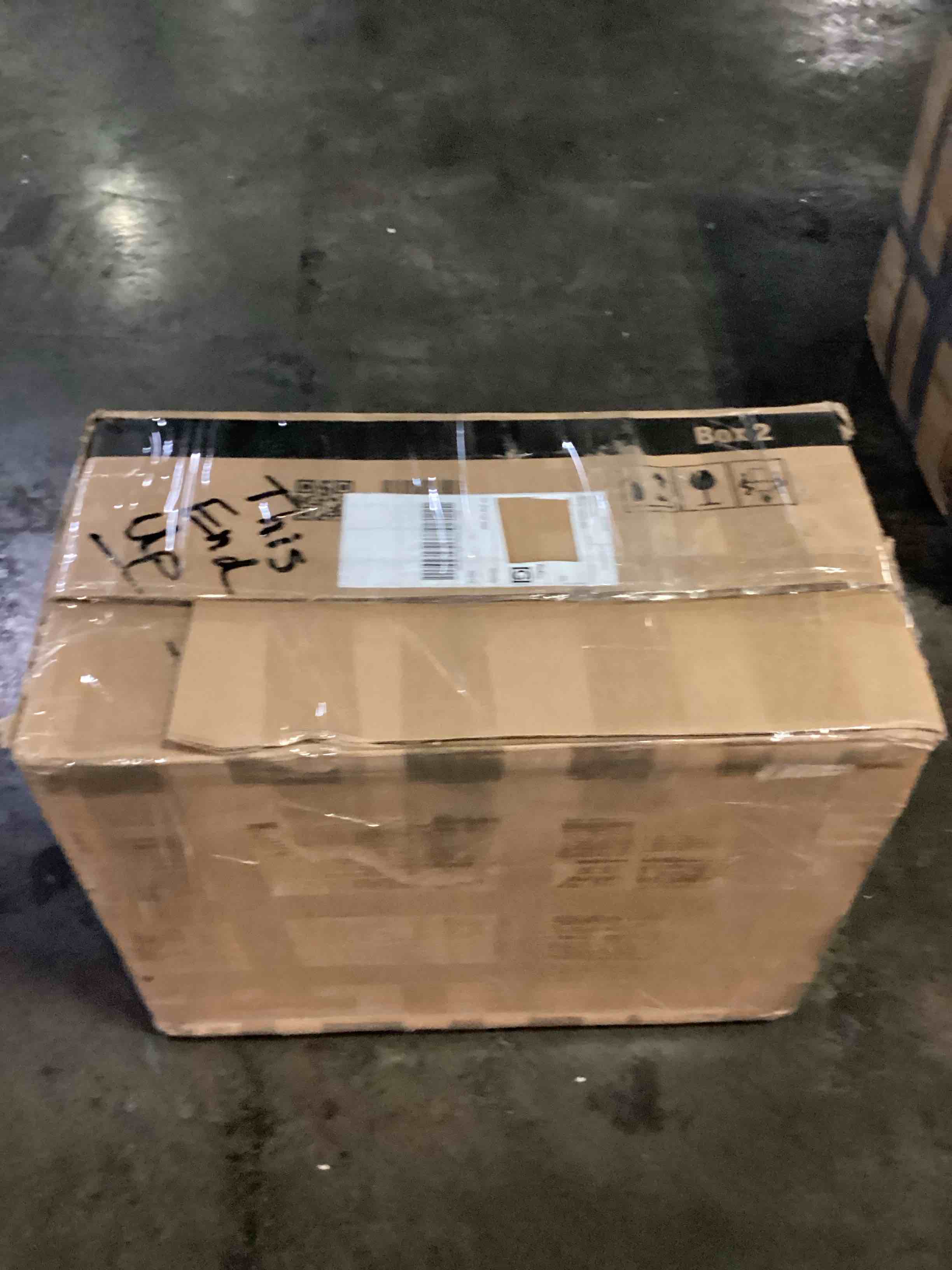 https://s3.amazonaws.com/lotting-images-prod/bidfta/BLU5879157_1719330079944.jpeg