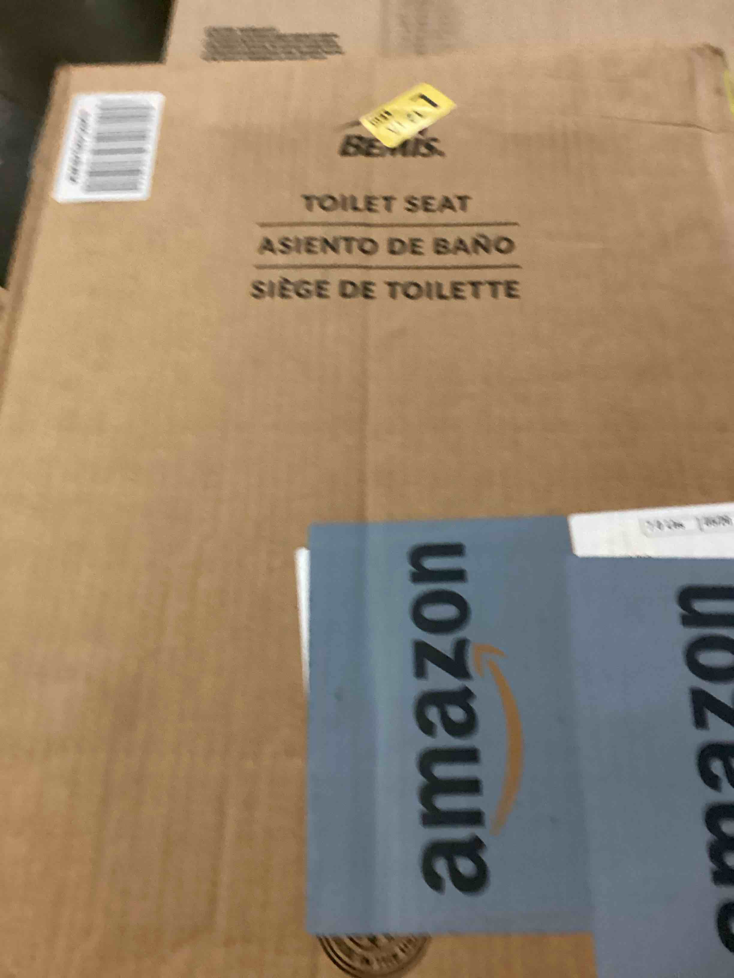 https://s3.amazonaws.com/lotting-images-prod/bidfta/BLU5880976_1718464998364.jpeg