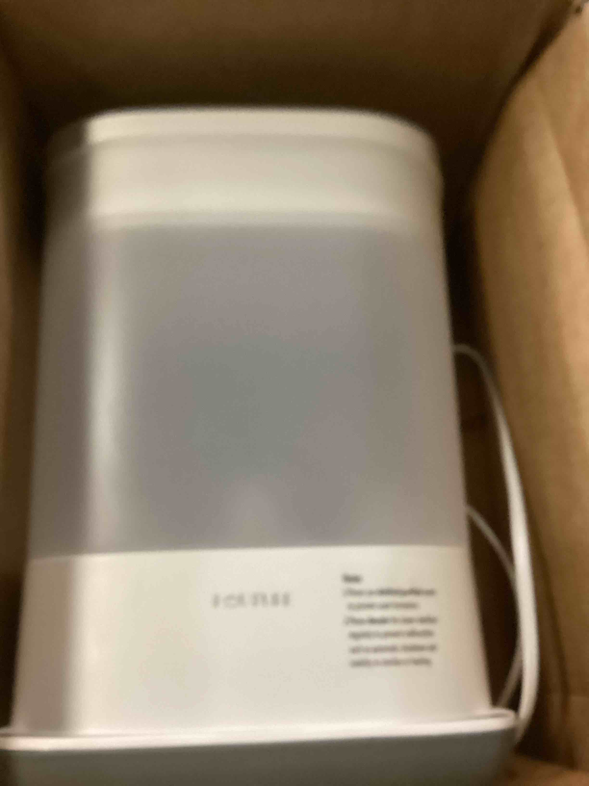 https://s3.amazonaws.com/lotting-images-prod/bidfta/BLU5881589_1718890140652.jpeg
