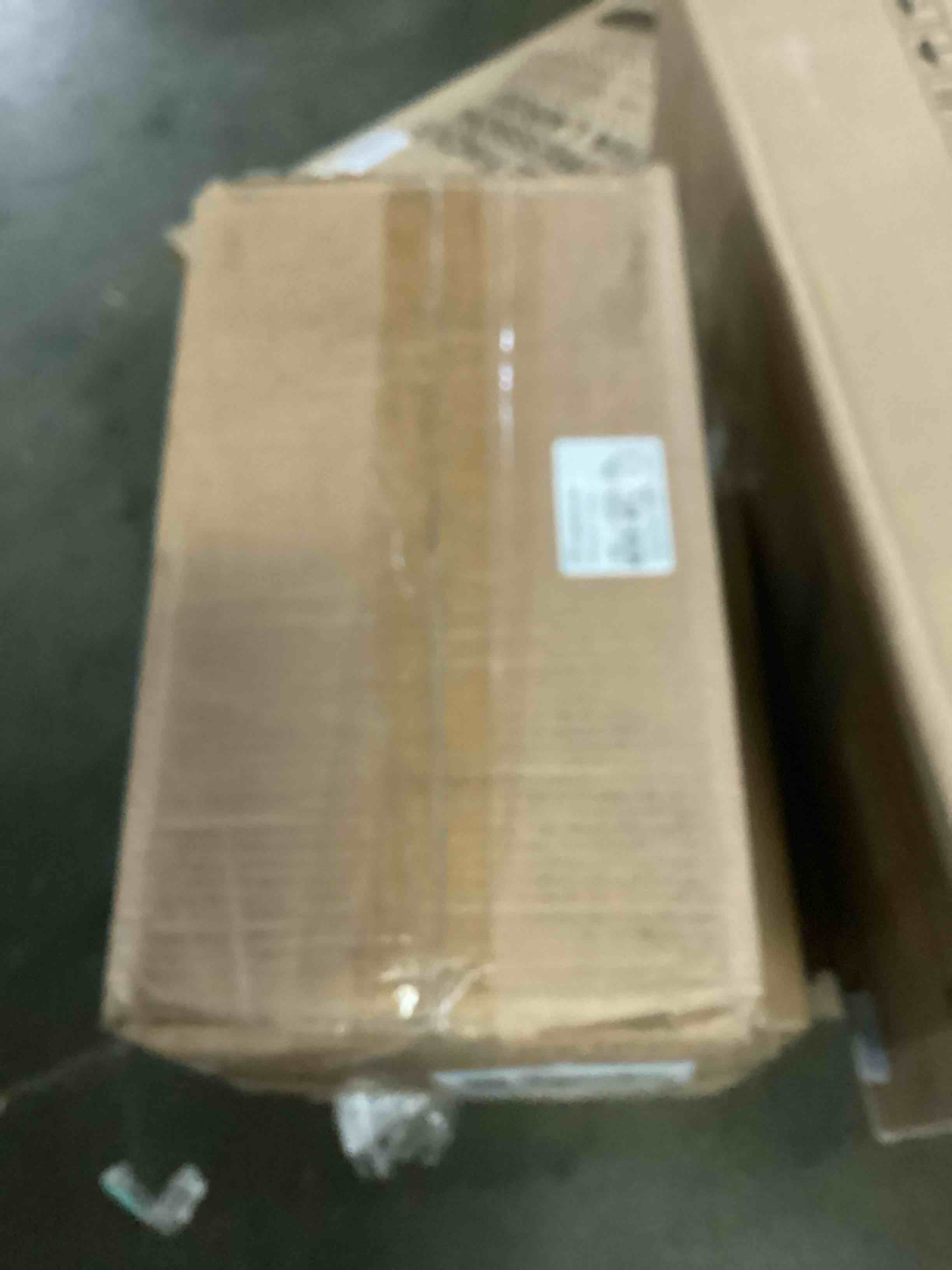 https://s3.amazonaws.com/lotting-images-prod/bidfta/BLU5881829_1718982956505.jpeg