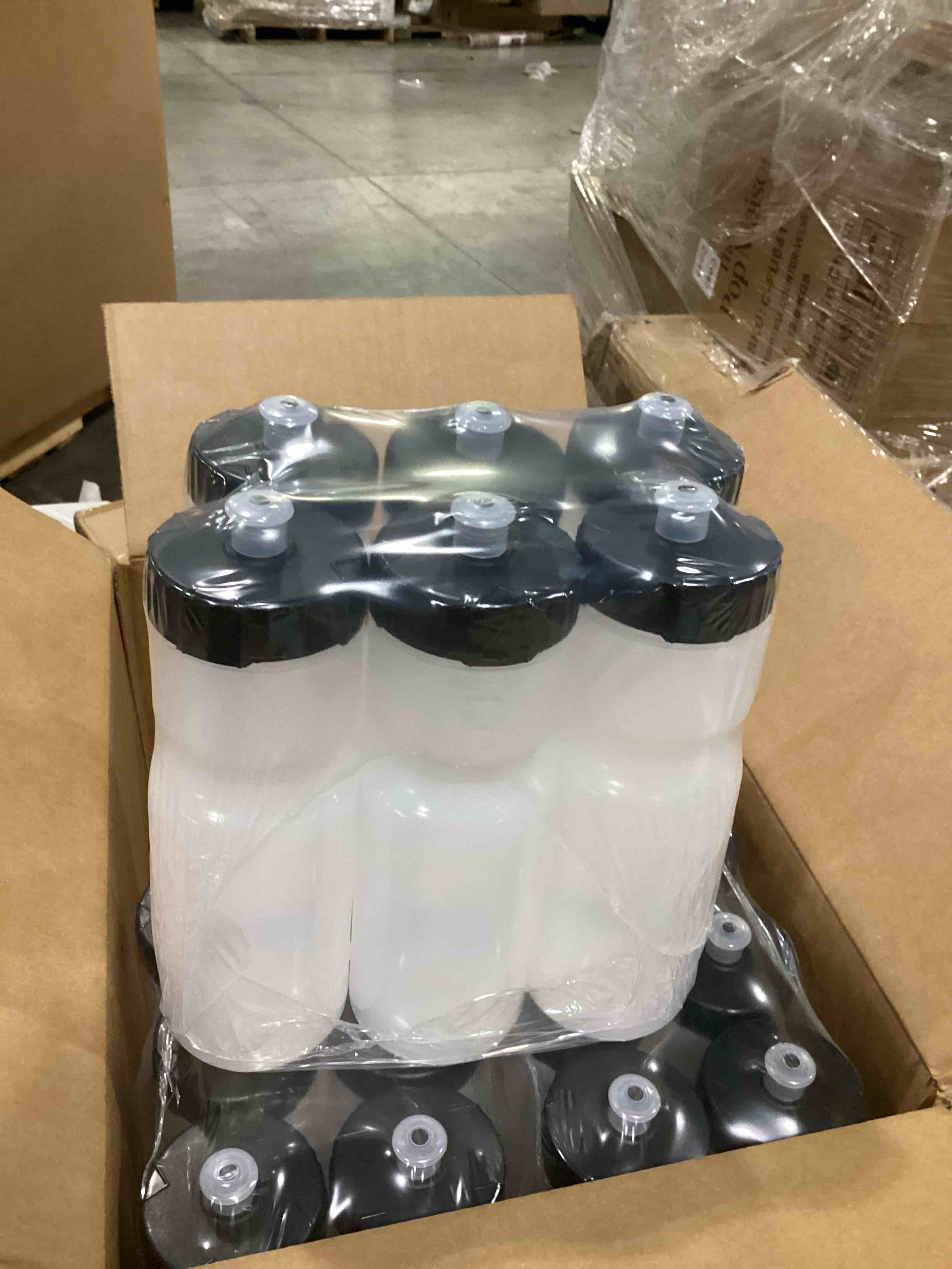 https://s3.amazonaws.com/lotting-images-prod/bidfta/BLU5884099_1724168617086.jpeg