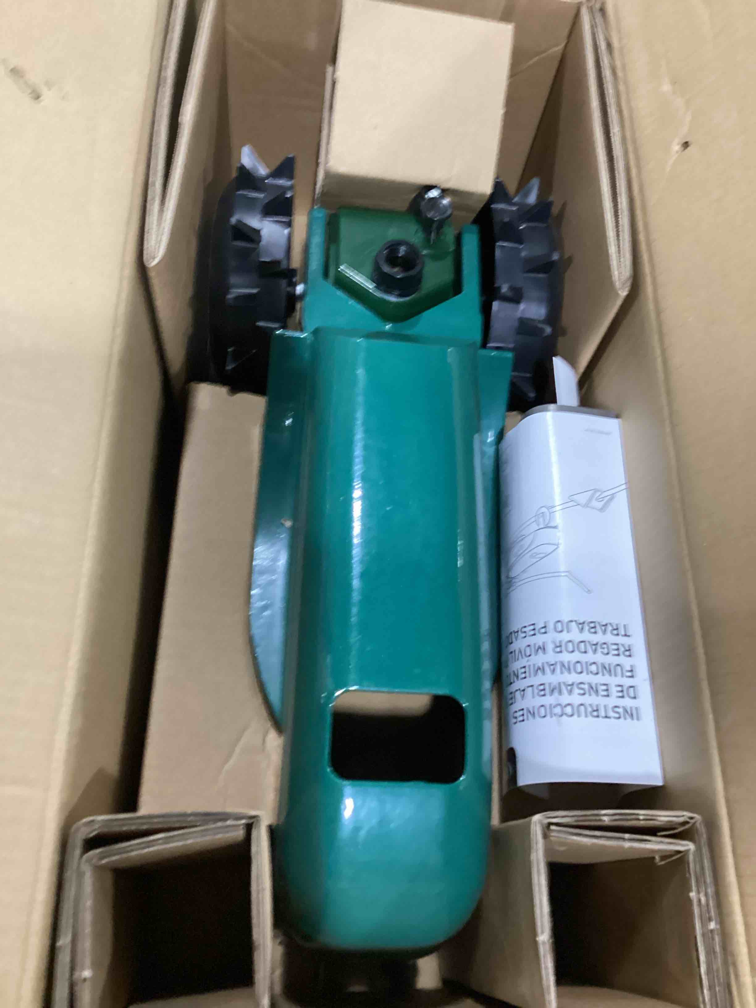 https://s3.amazonaws.com/lotting-images-prod/bidfta/BLU5884731_1724942533852.jpeg