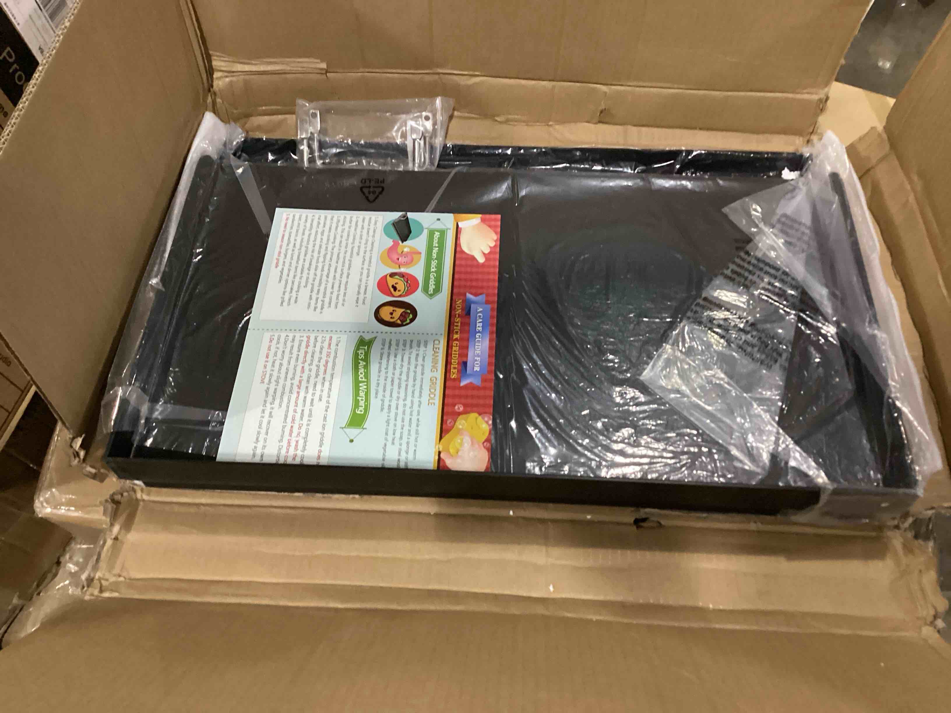 https://s3.amazonaws.com/lotting-images-prod/bidfta/BLU5884881_1725449341359.jpeg