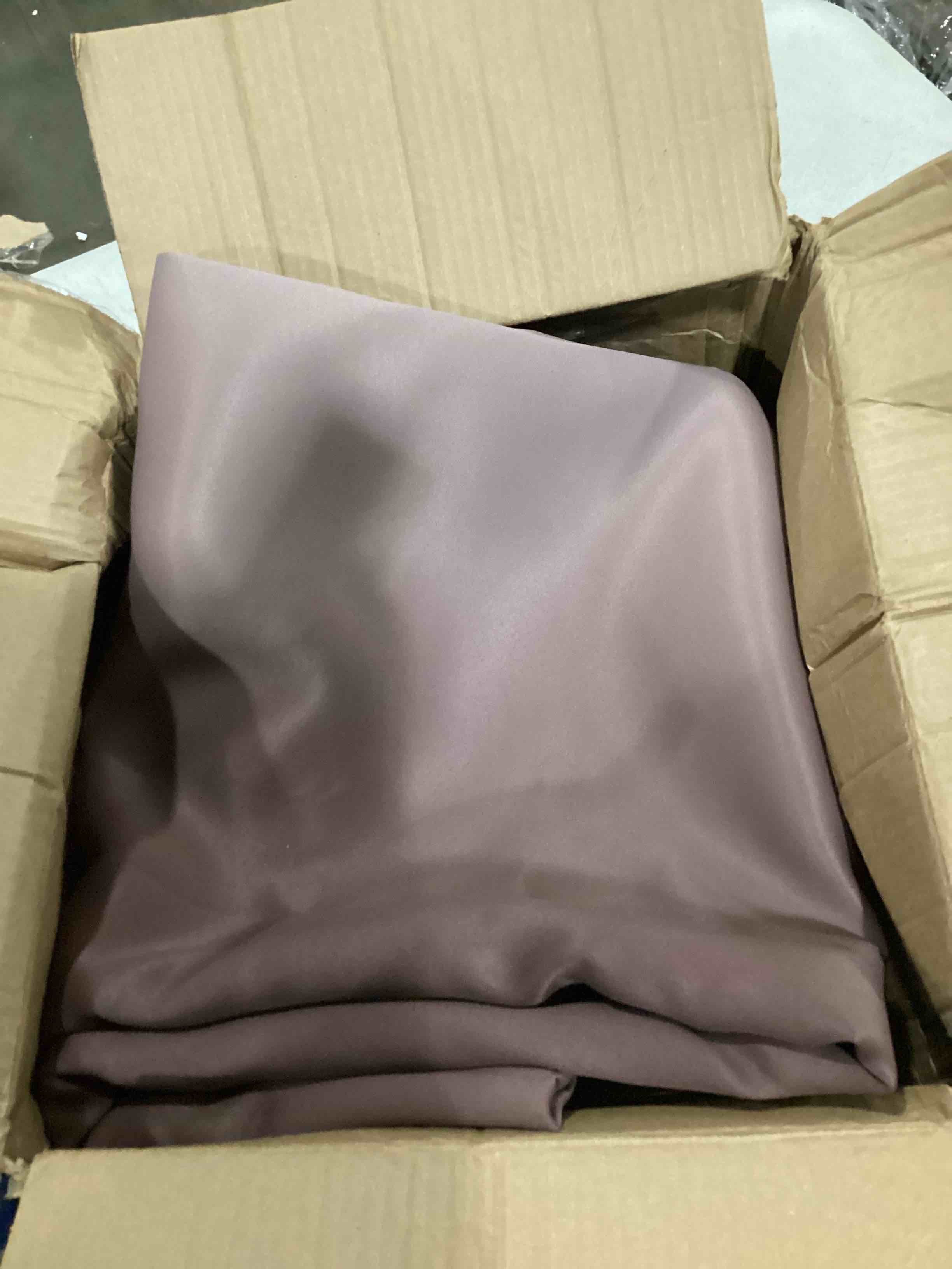 https://s3.amazonaws.com/lotting-images-prod/bidfta/BLU5884908_1725453260461.jpeg