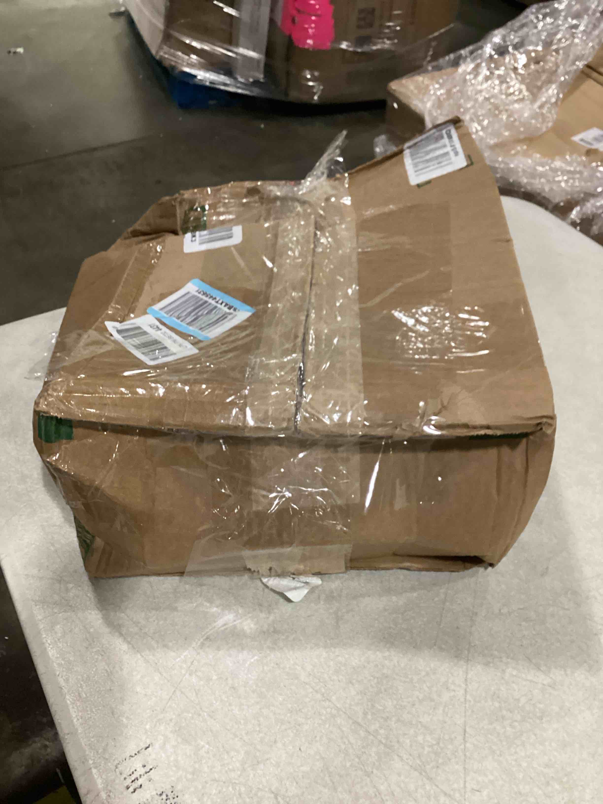 https://s3.amazonaws.com/lotting-images-prod/bidfta/BLU5884908_1725453292951.jpeg