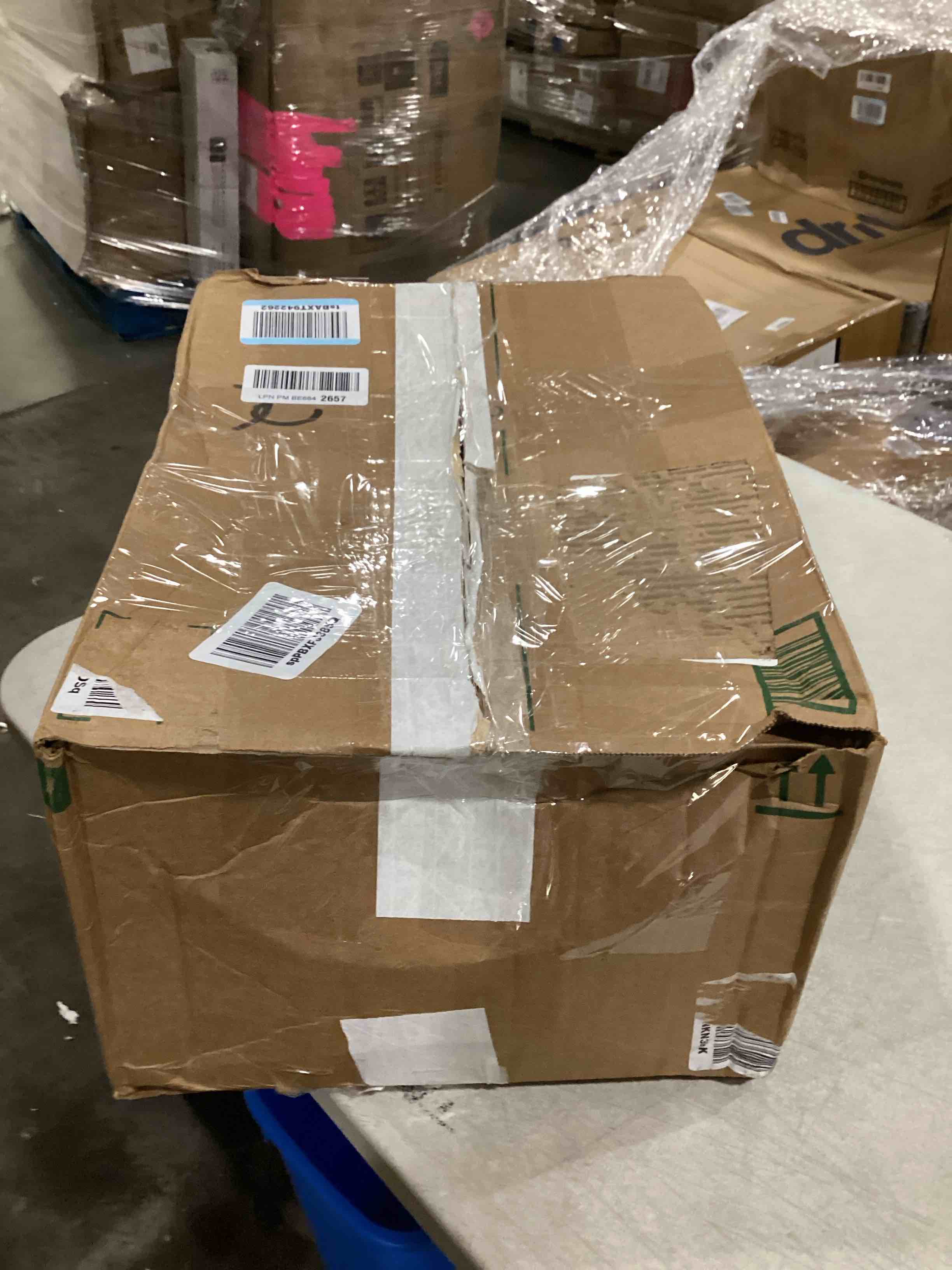 https://s3.amazonaws.com/lotting-images-prod/bidfta/BLU5884910_1725453448356.jpeg