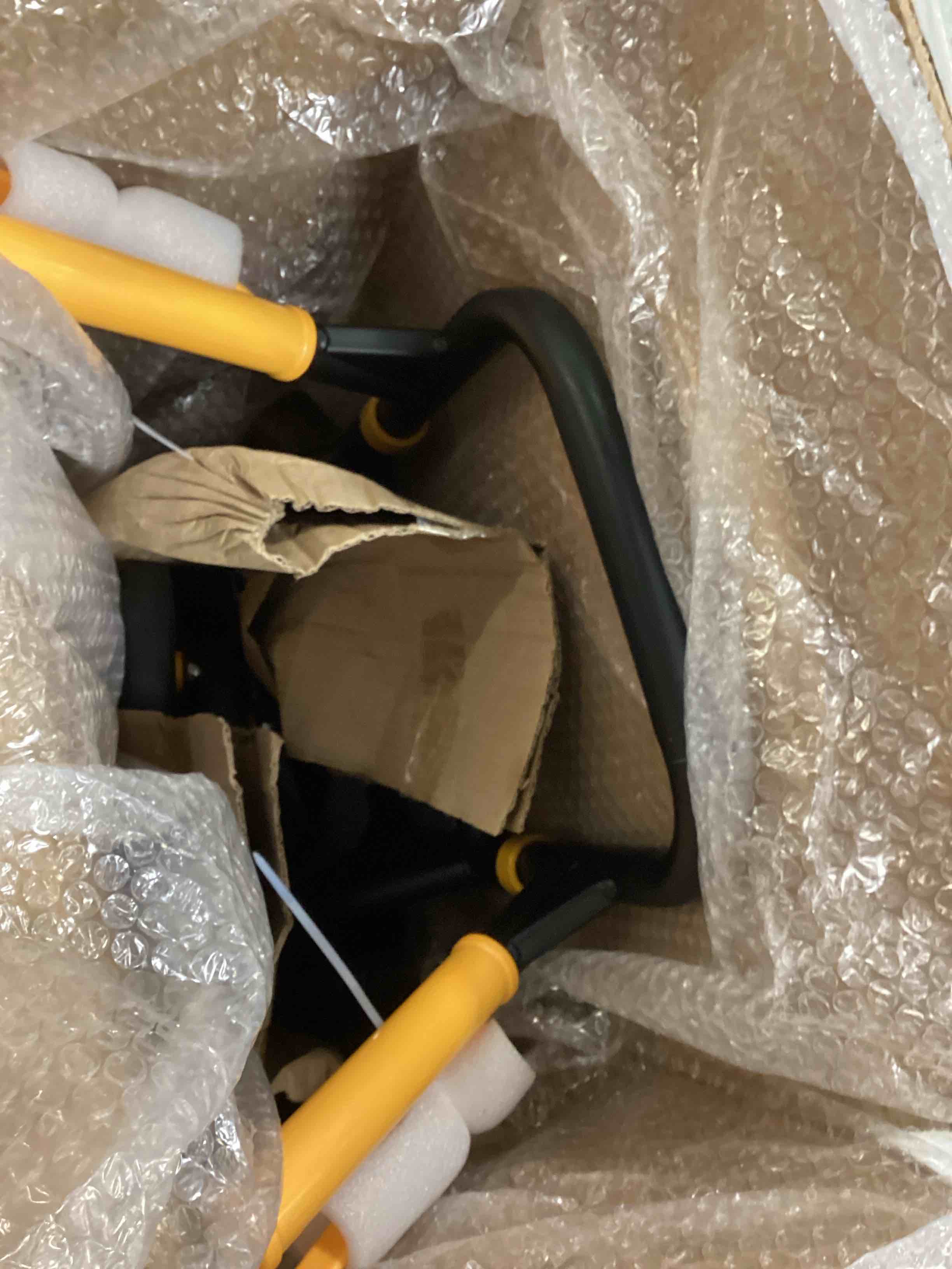 https://s3.amazonaws.com/lotting-images-prod/bidfta/BLU5885358_1718973413715.jpeg