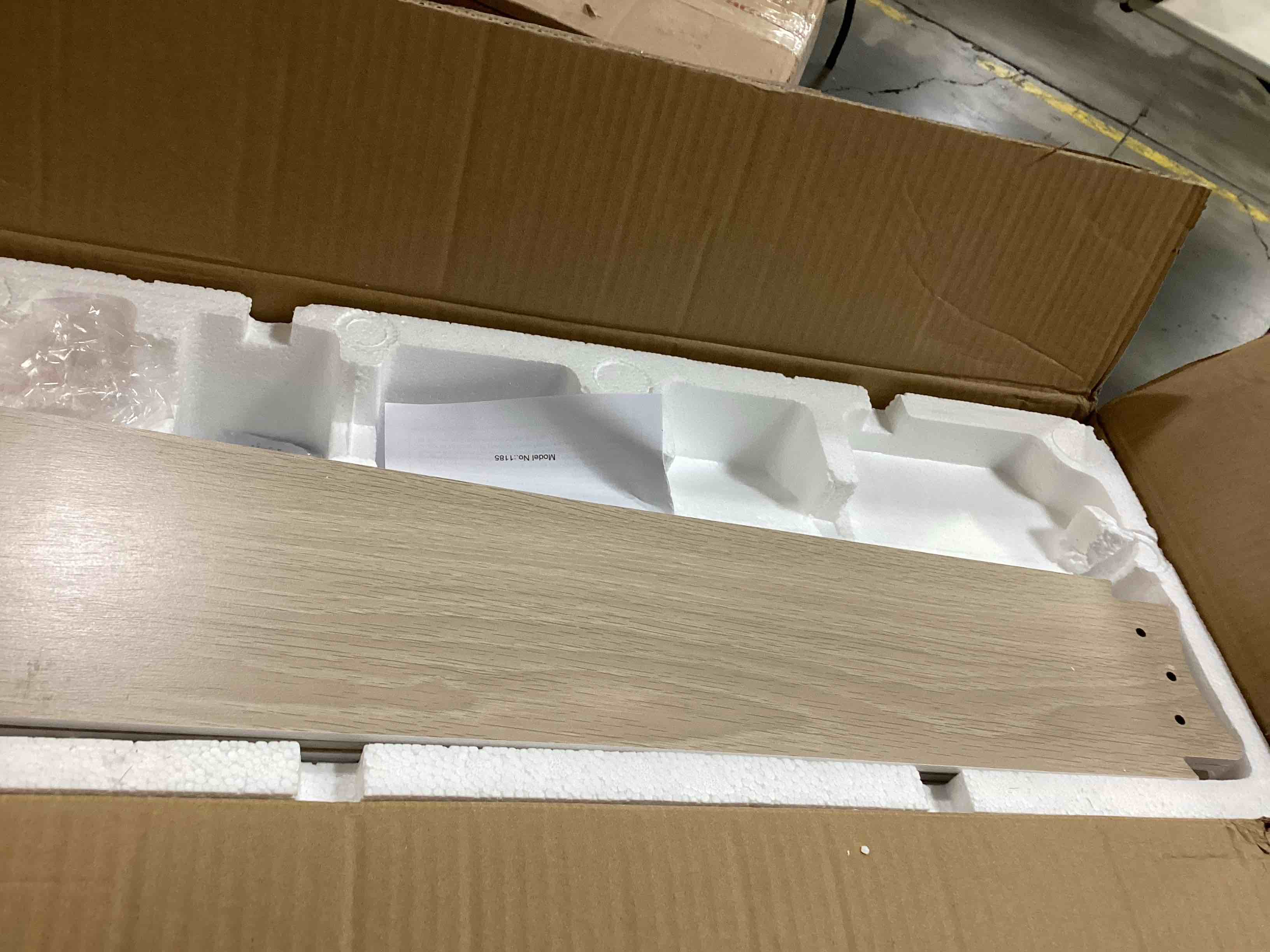 https://s3.amazonaws.com/lotting-images-prod/bidfta/BLU5885365_1718974690037.jpeg