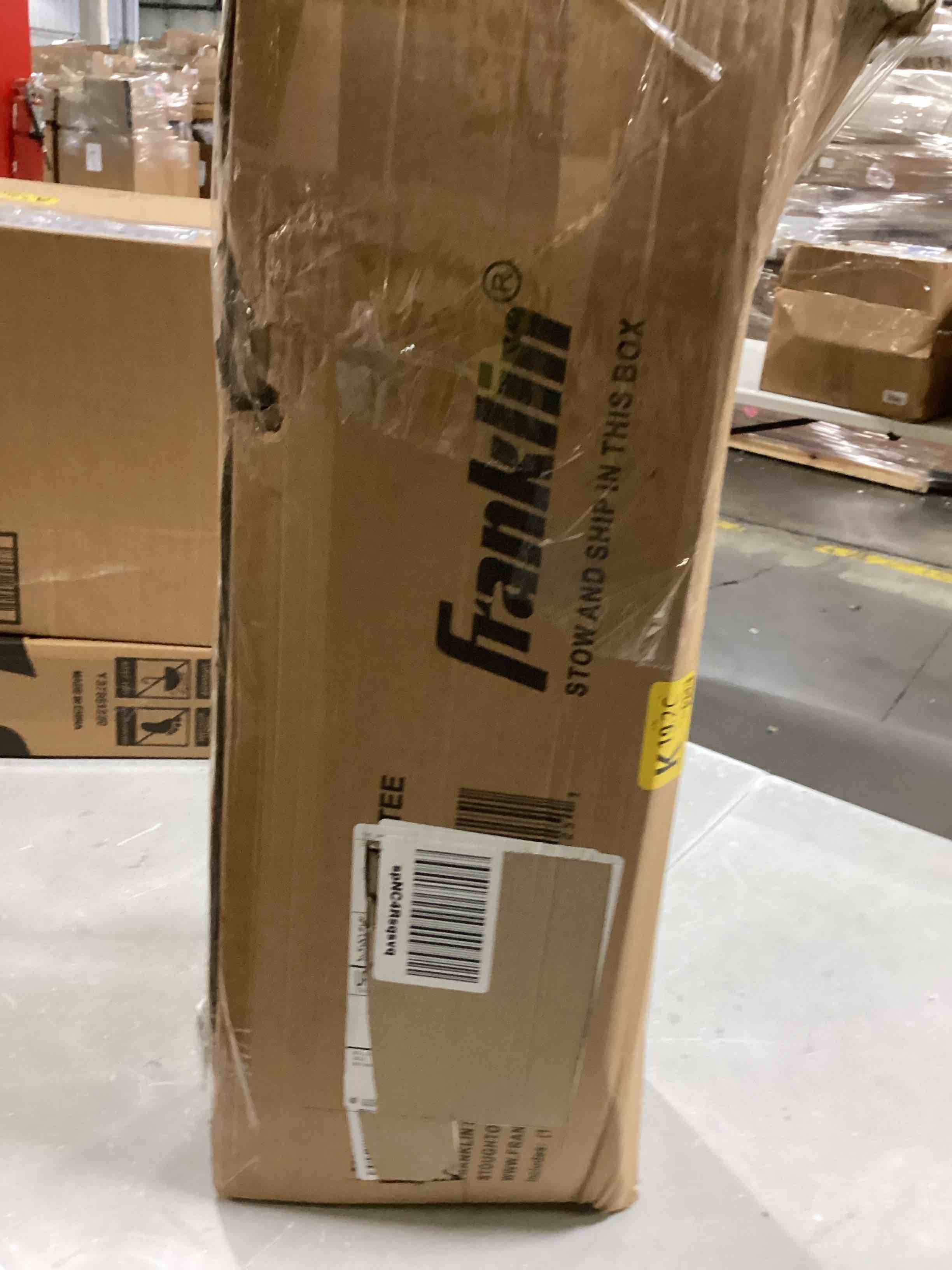https://s3.amazonaws.com/lotting-images-prod/bidfta/BLU5885680_1719256210995.jpeg