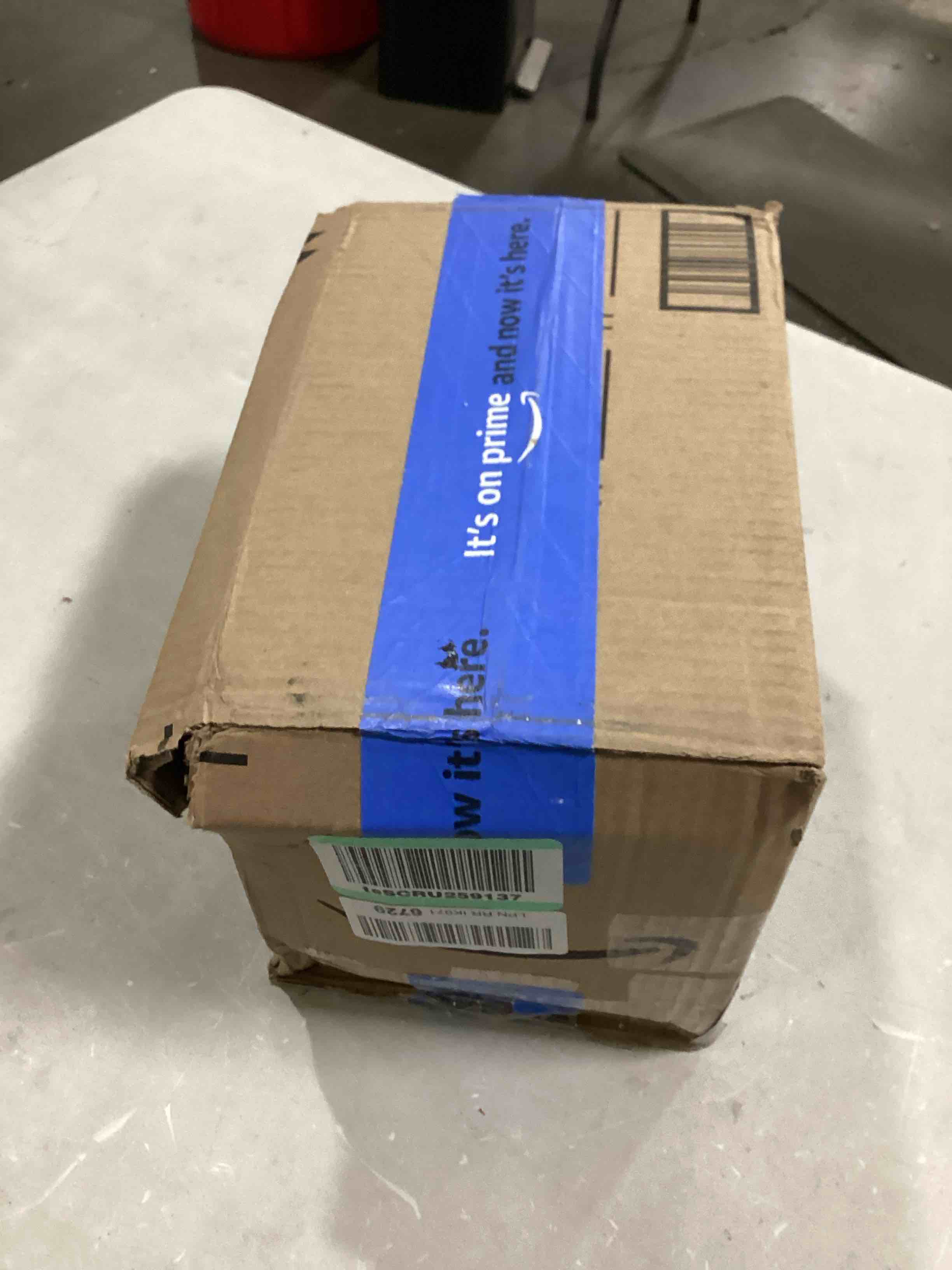 https://s3.amazonaws.com/lotting-images-prod/bidfta/BLU5885779_1719400358955.jpeg