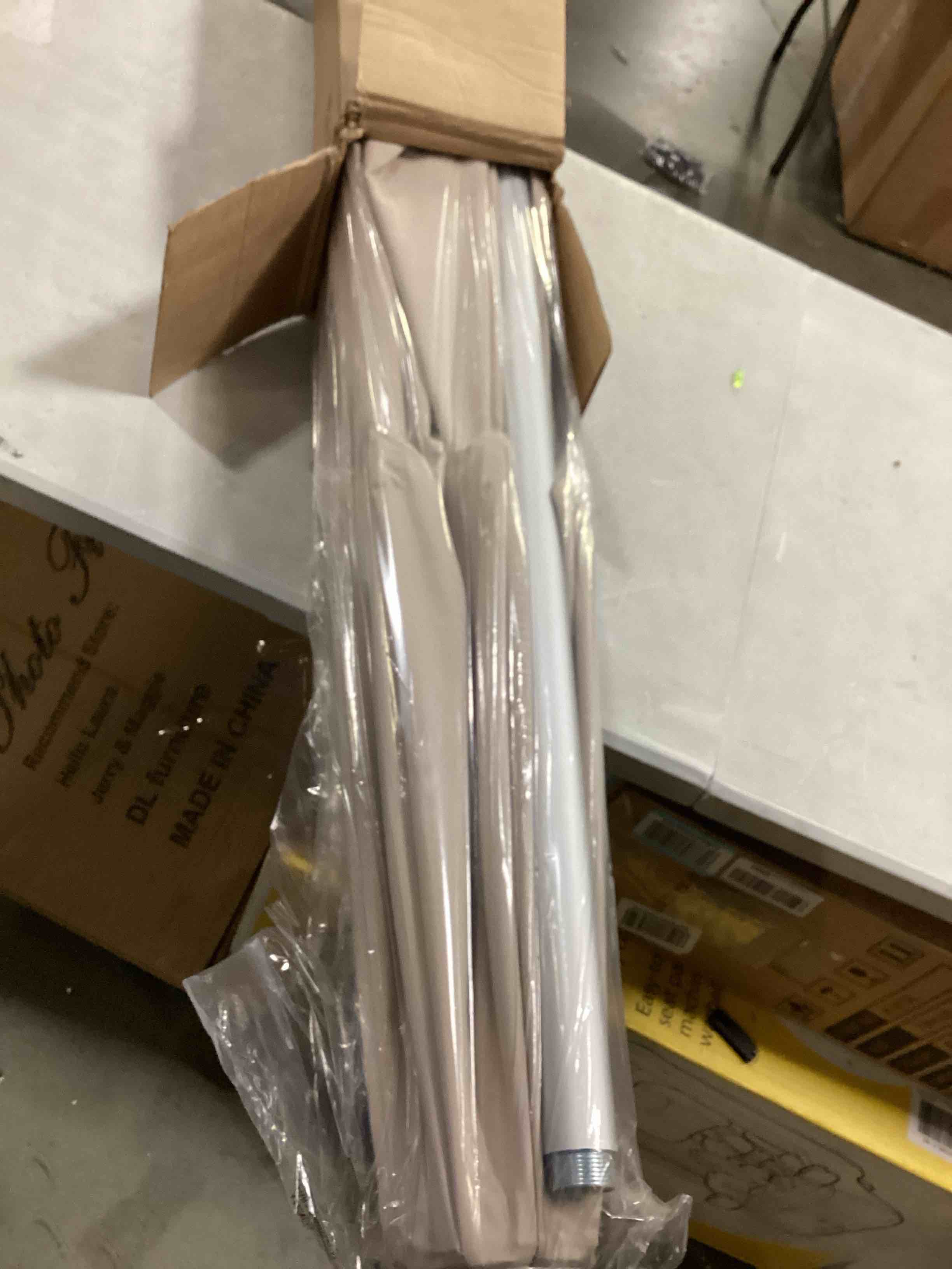 https://s3.amazonaws.com/lotting-images-prod/bidfta/BLU5885826_1719409685029.jpeg