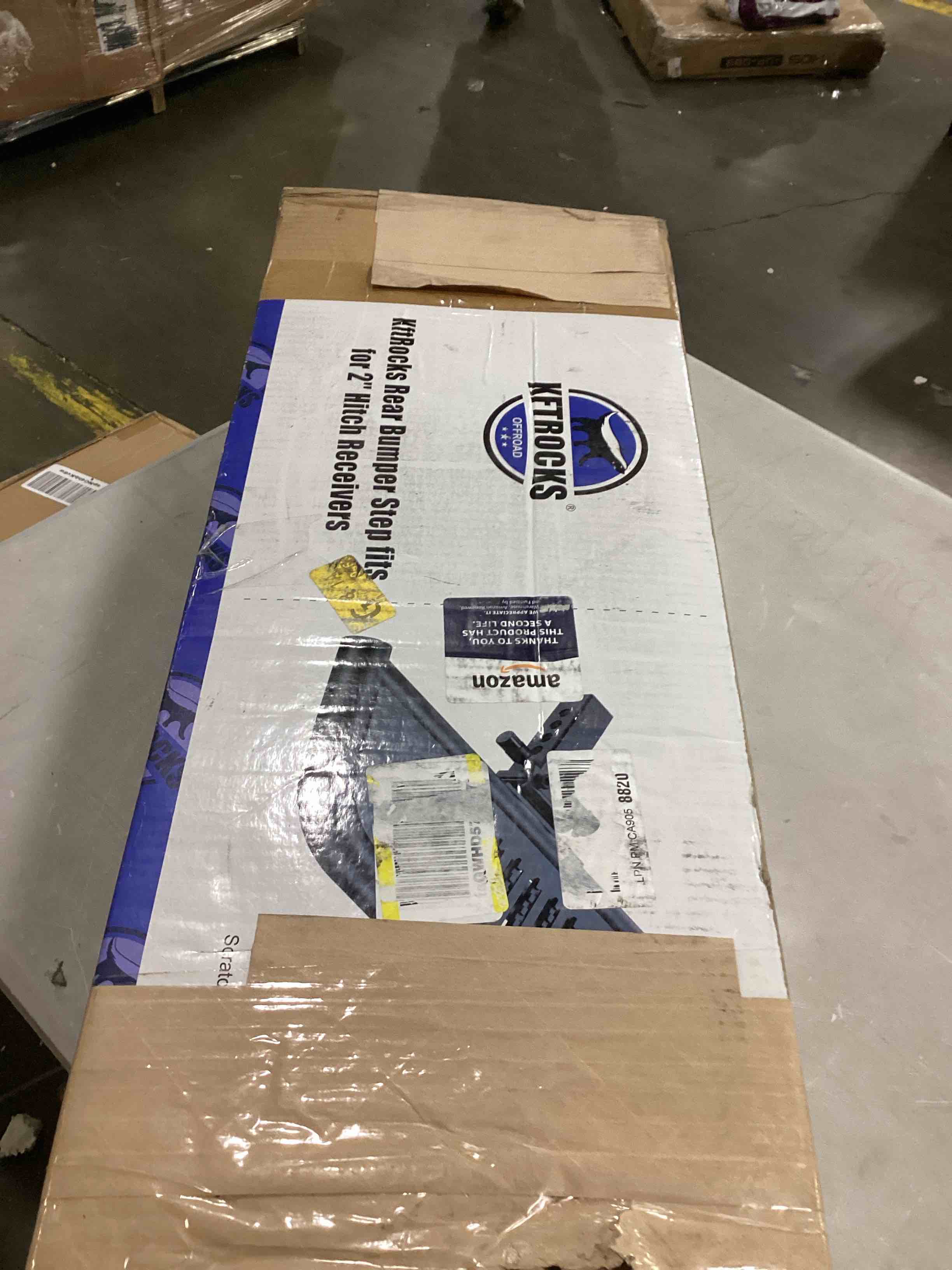 https://s3.amazonaws.com/lotting-images-prod/bidfta/BLU5886330_1719923878974.jpeg