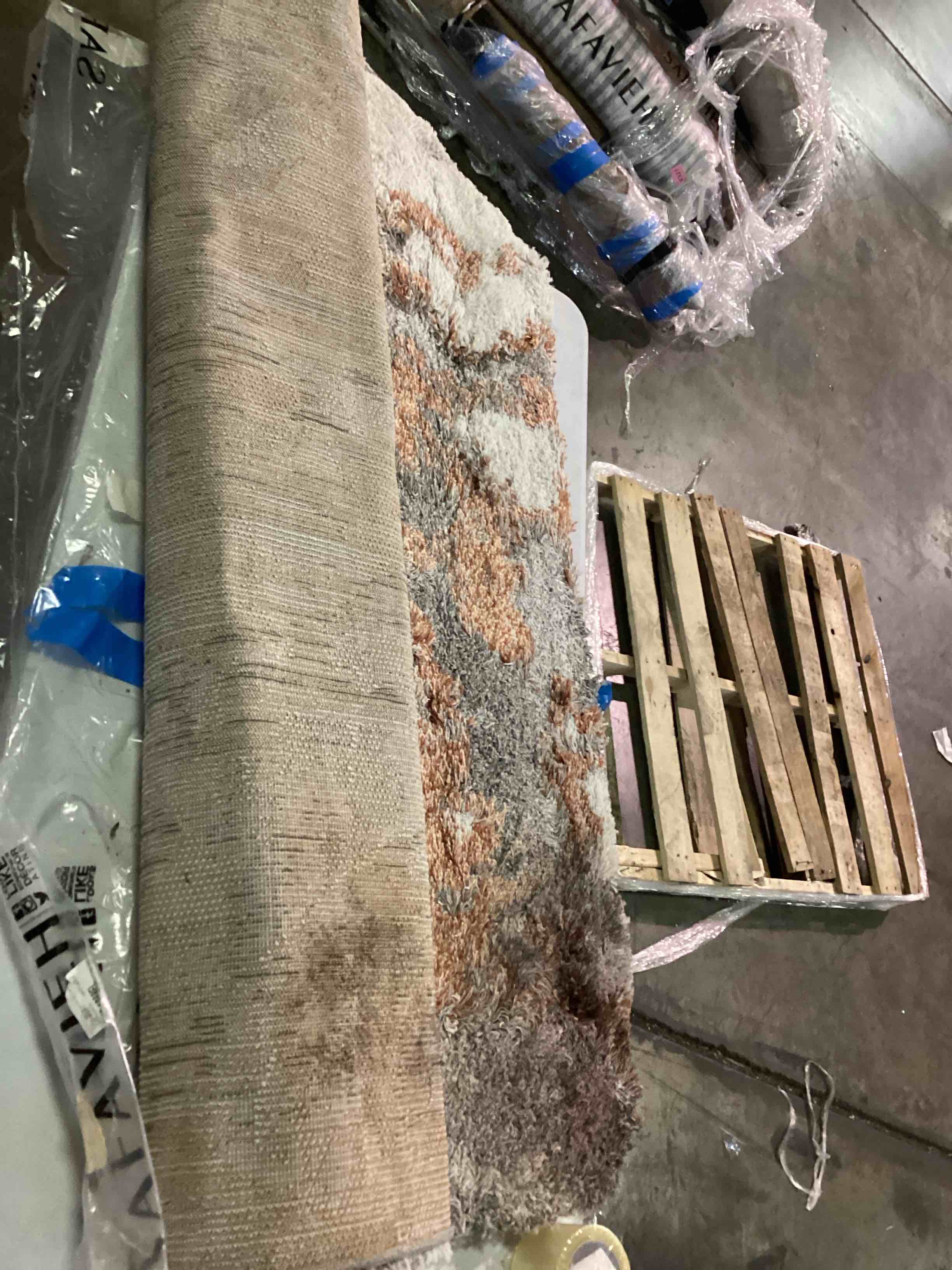 (dirty) SAFAVIEH Horizon Shag Mukades 2.6-inch Thick Rug