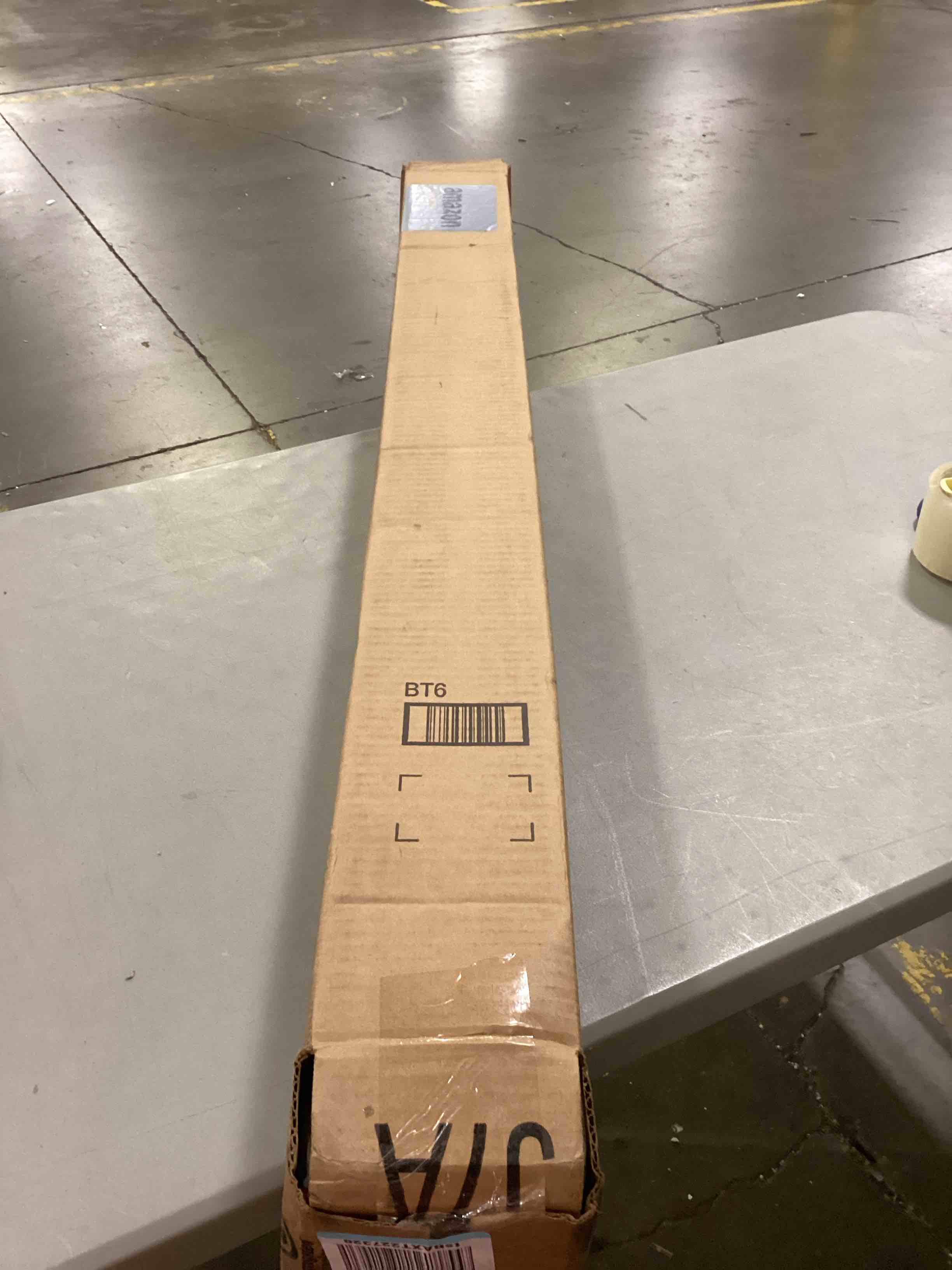https://s3.amazonaws.com/lotting-images-prod/bidfta/BLU5886992_1723465066567.jpeg