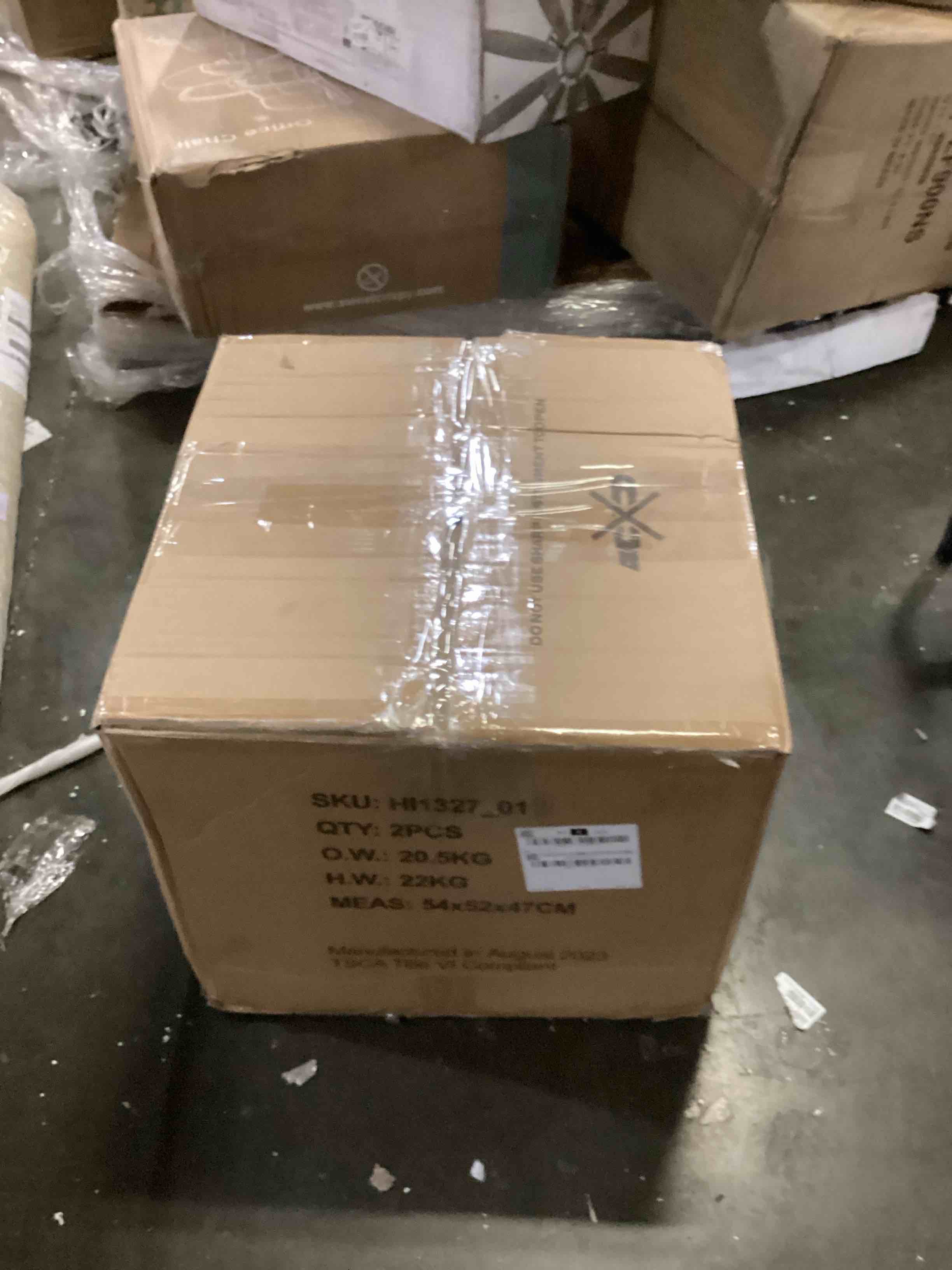 https://s3.amazonaws.com/lotting-images-prod/bidfta/BLU5888409_1713198981516.jpeg