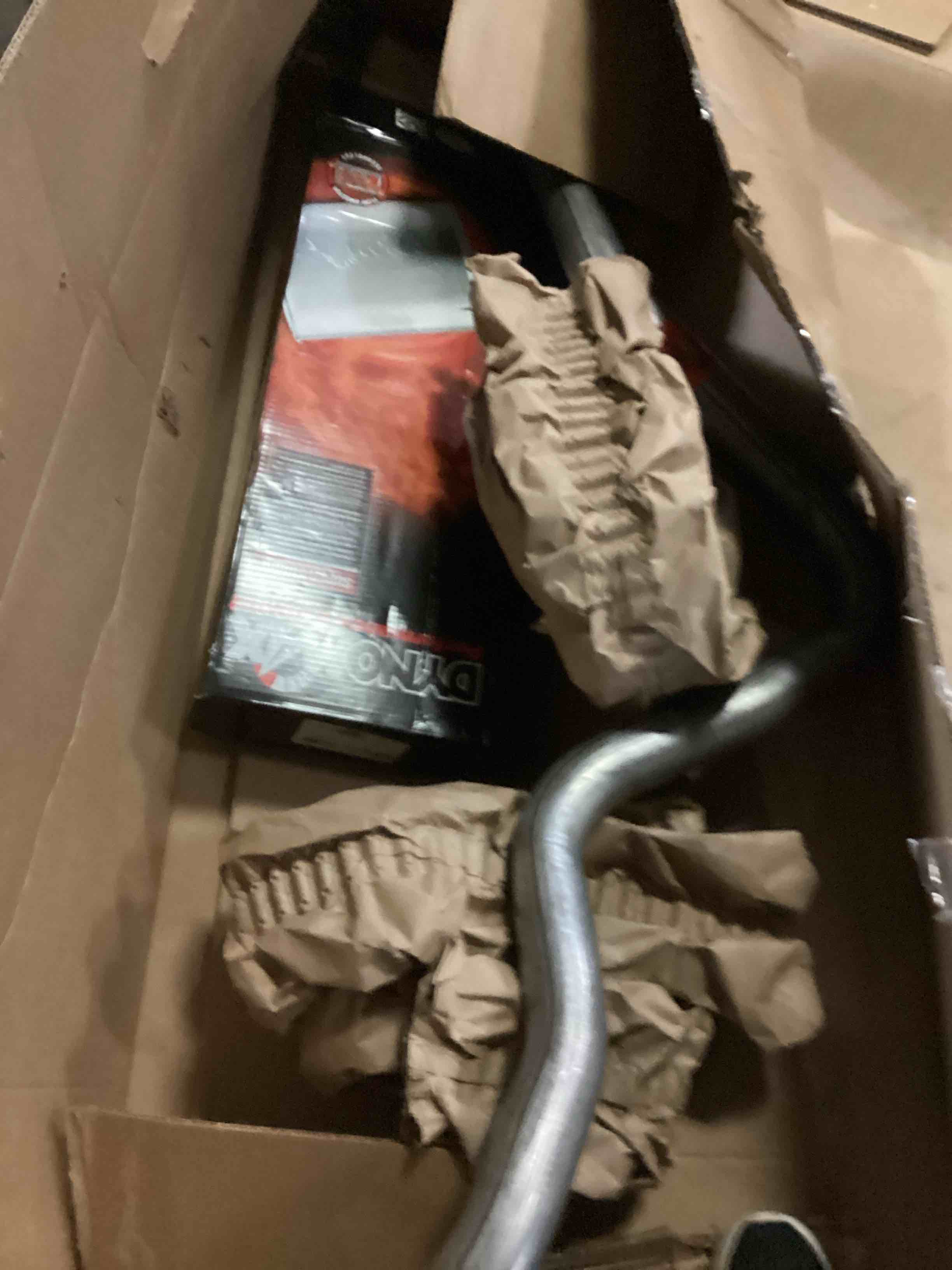 https://s3.amazonaws.com/lotting-images-prod/bidfta/BLU5889135_1713878156202.jpeg