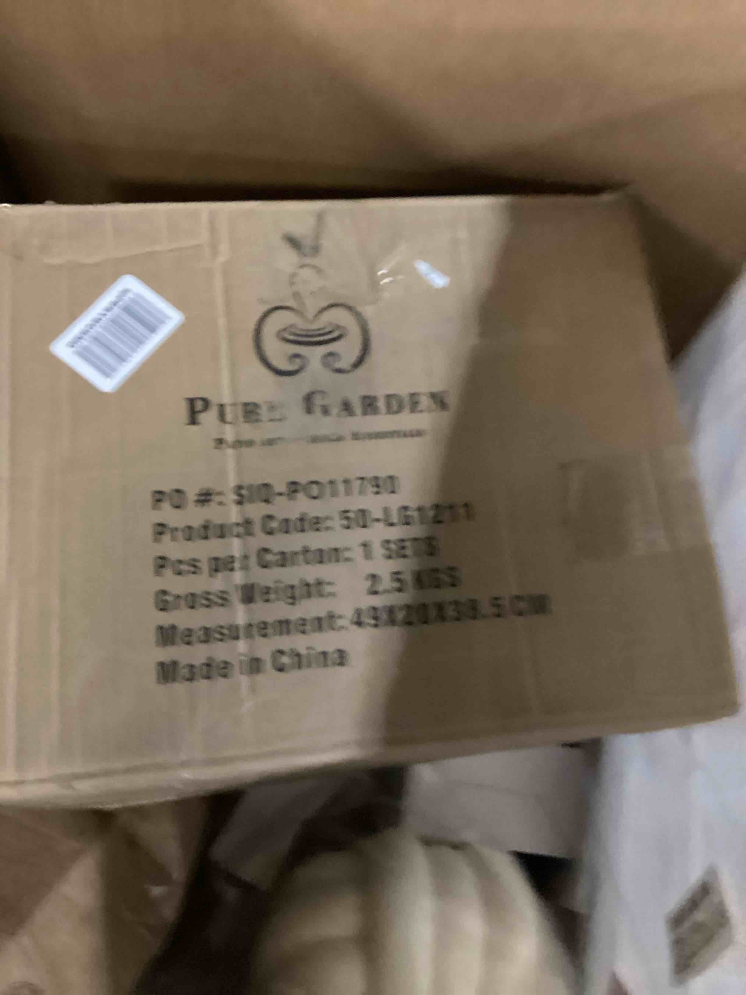 https://s3.amazonaws.com/lotting-images-prod/bidfta/BLU5889218_1713900557749.jpeg