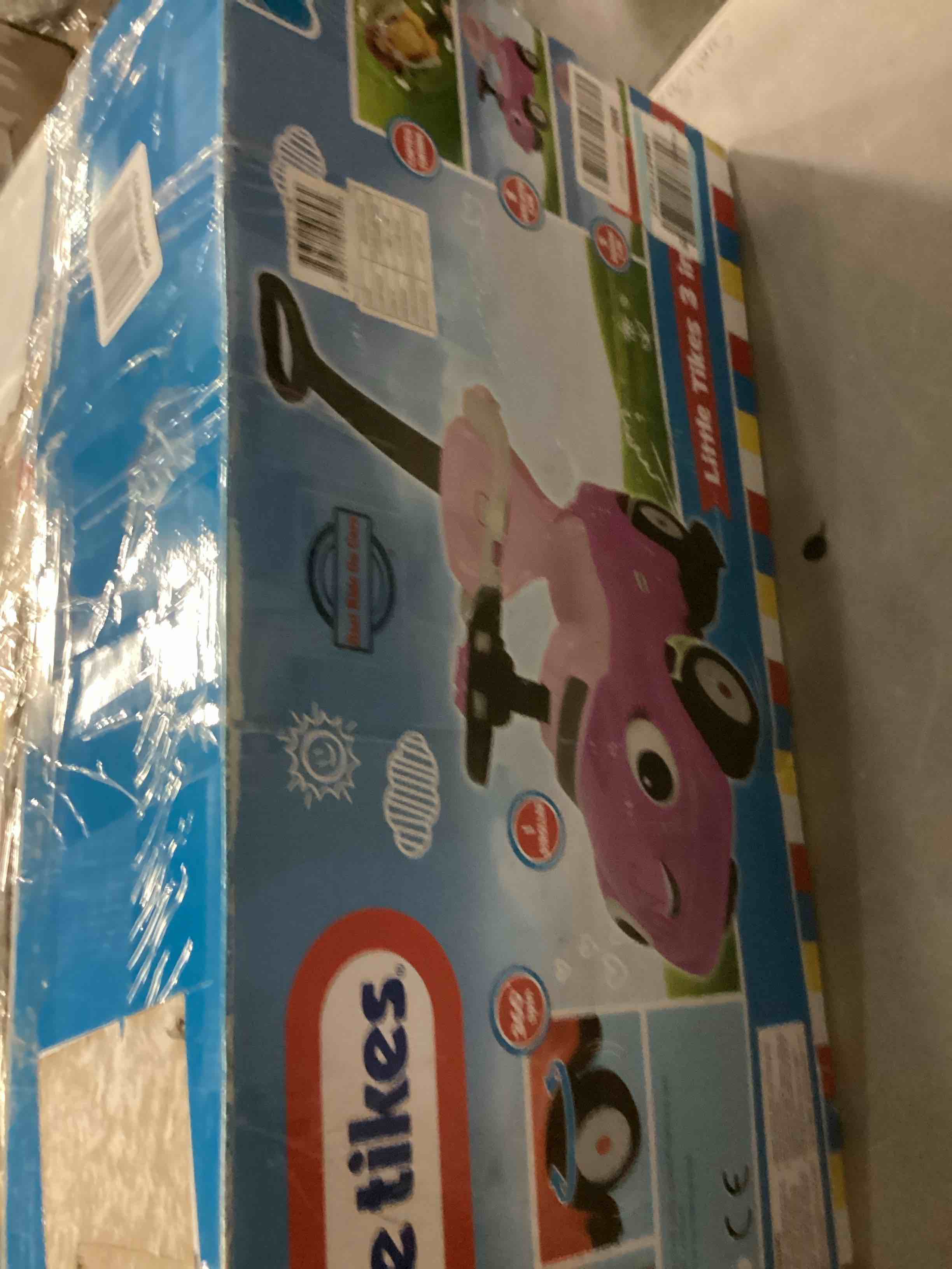 https://s3.amazonaws.com/lotting-images-prod/bidfta/BLU5889297_1713972605437.jpeg