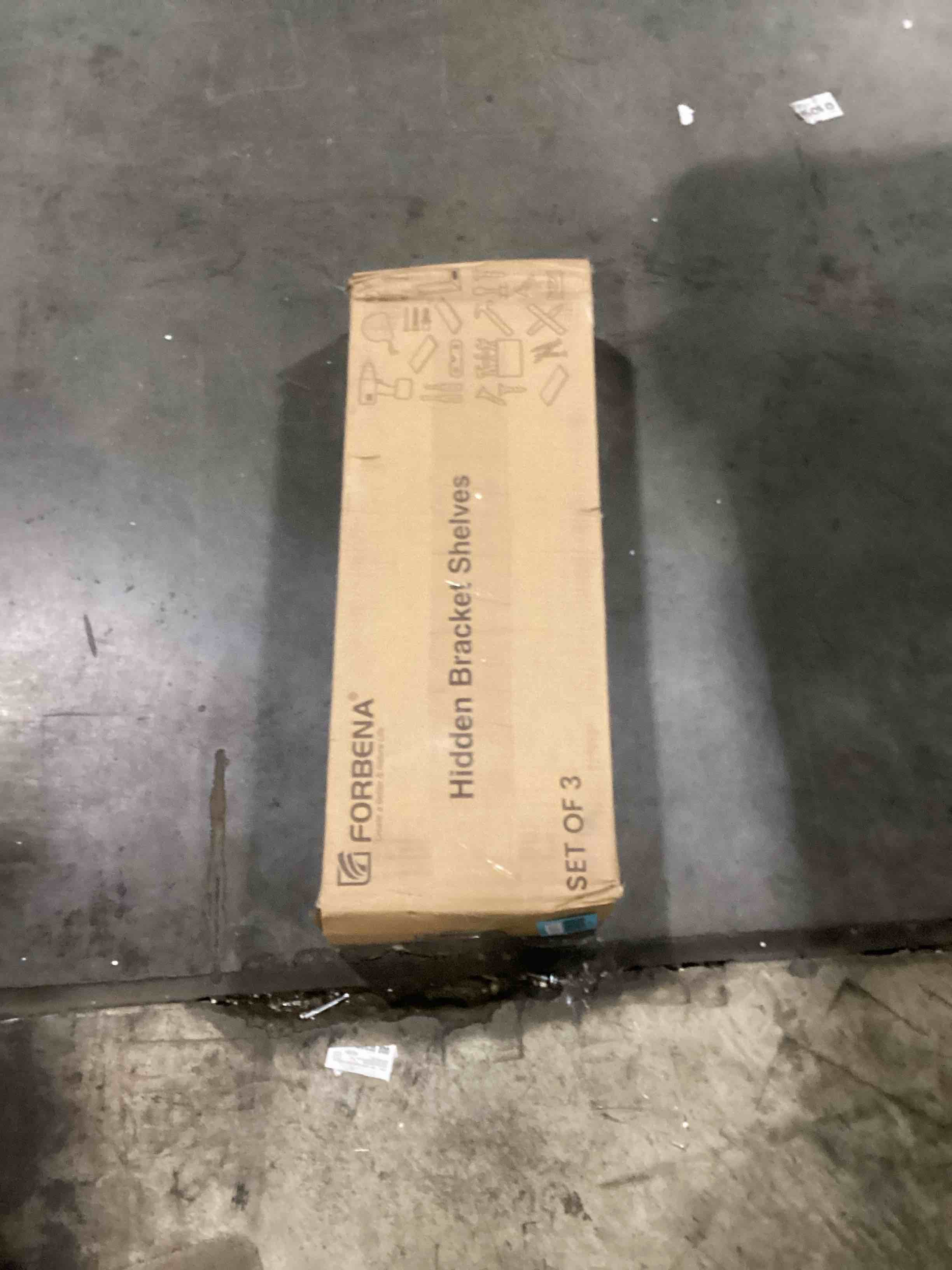 https://s3.amazonaws.com/lotting-images-prod/bidfta/BLU5889705_1712145726774.jpeg