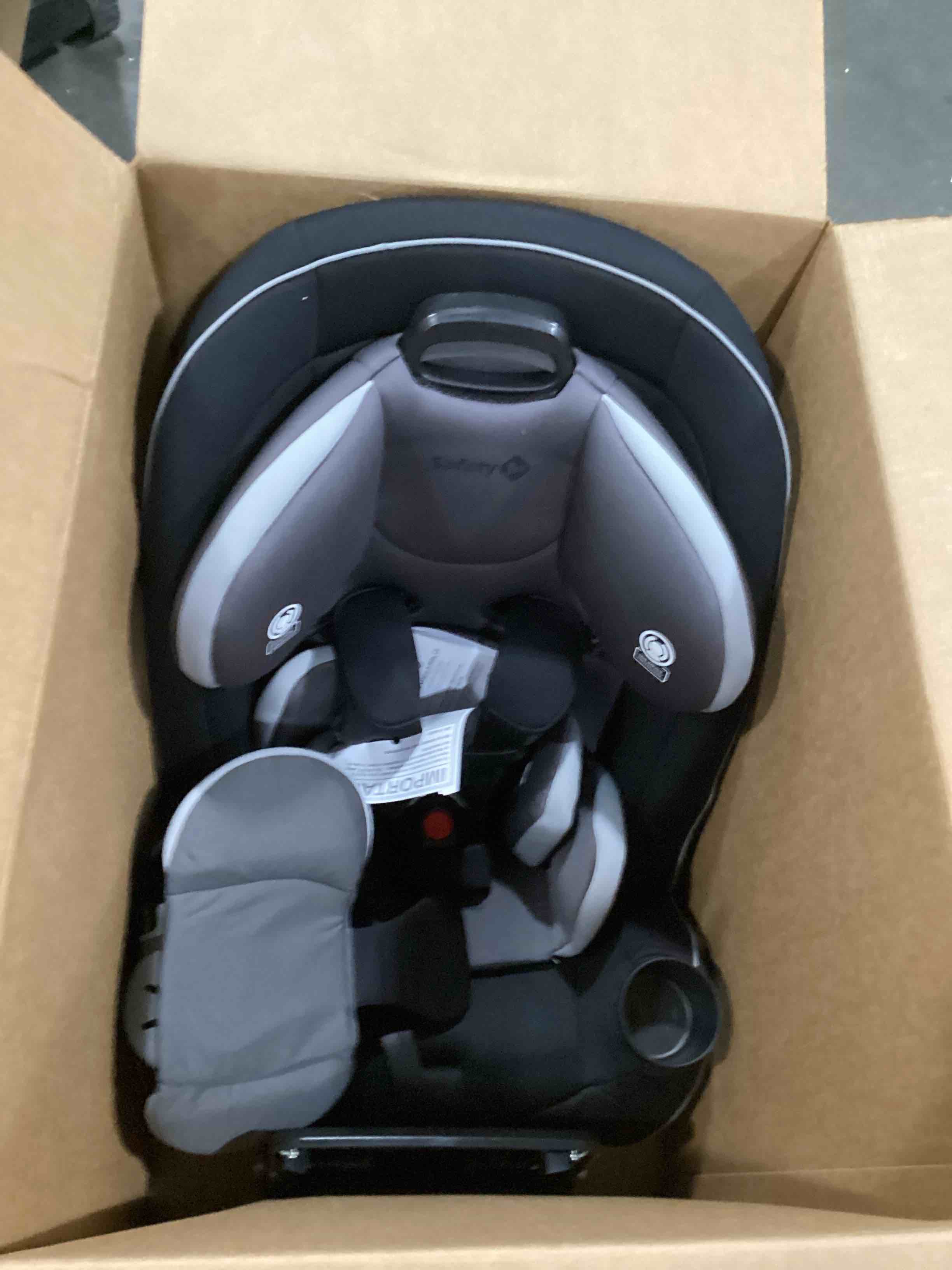 https://s3.amazonaws.com/lotting-images-prod/bidfta/BLU5889728_1712150374356.jpeg