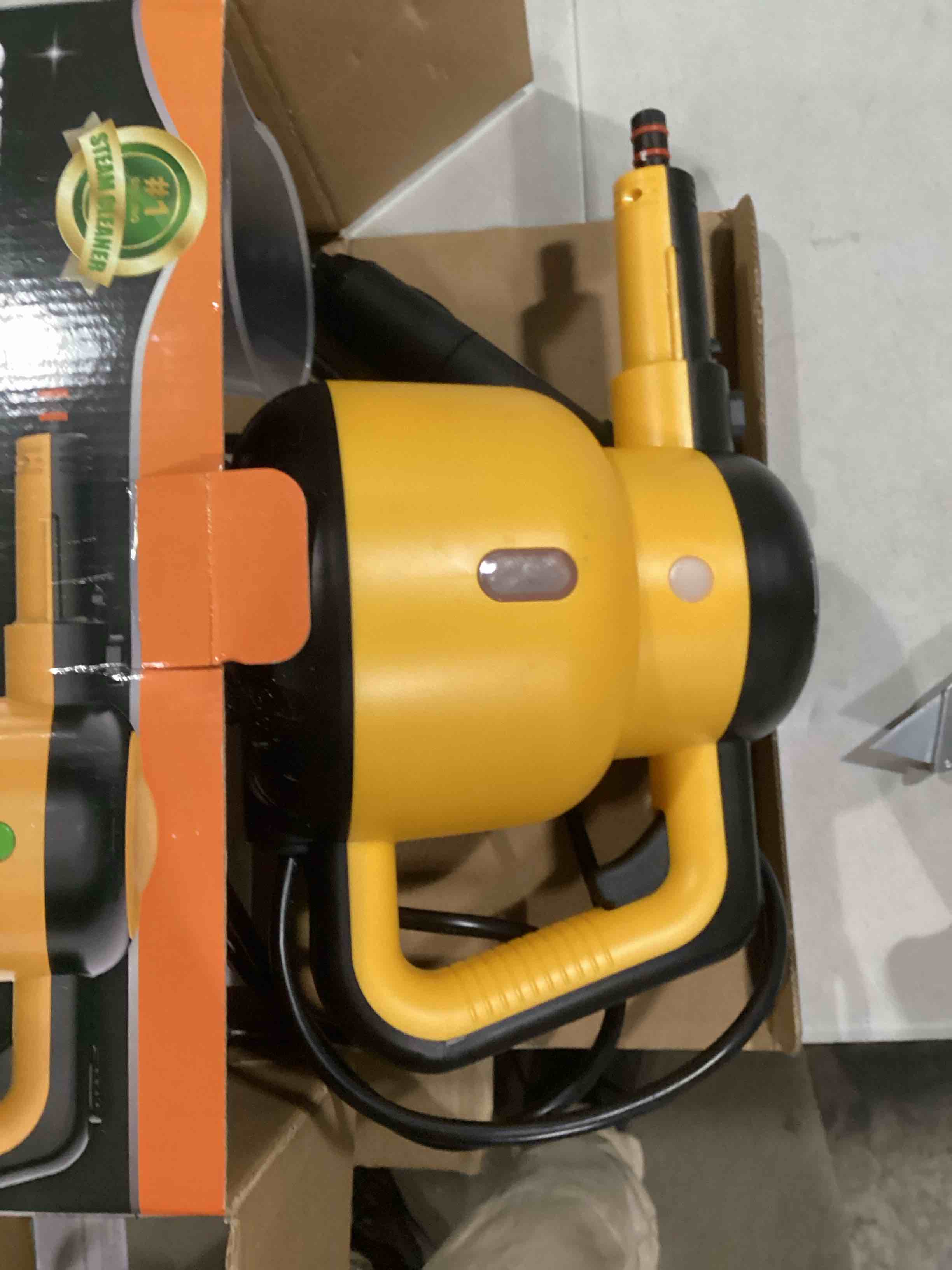 https://s3.amazonaws.com/lotting-images-prod/bidfta/BLU5889771_1712164292003.jpeg