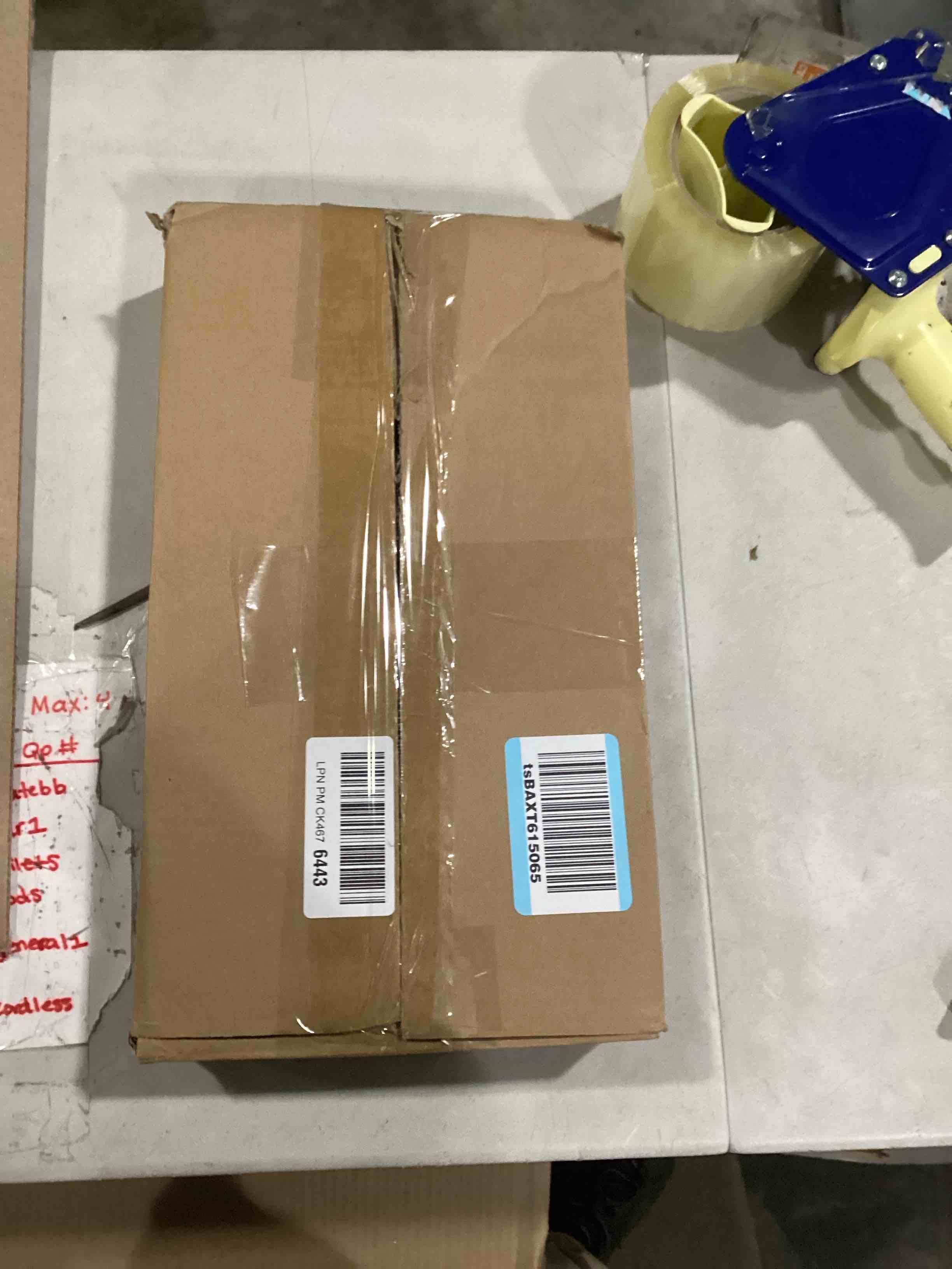 https://s3.amazonaws.com/lotting-images-prod/bidfta/BLU5889777_1712164894455.jpeg