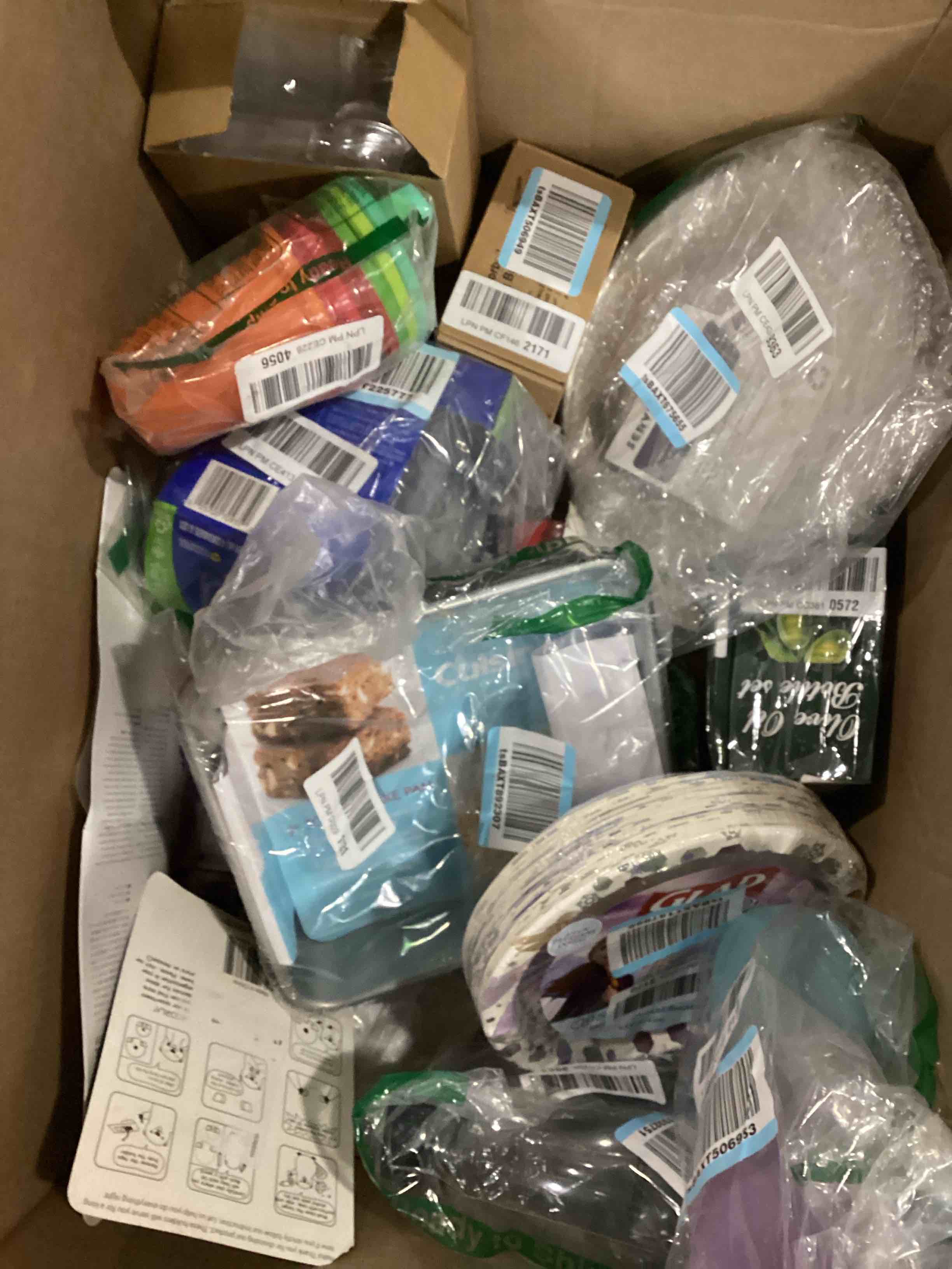 https://s3.amazonaws.com/lotting-images-prod/bidfta/BLU5890048_1712331541993.jpeg