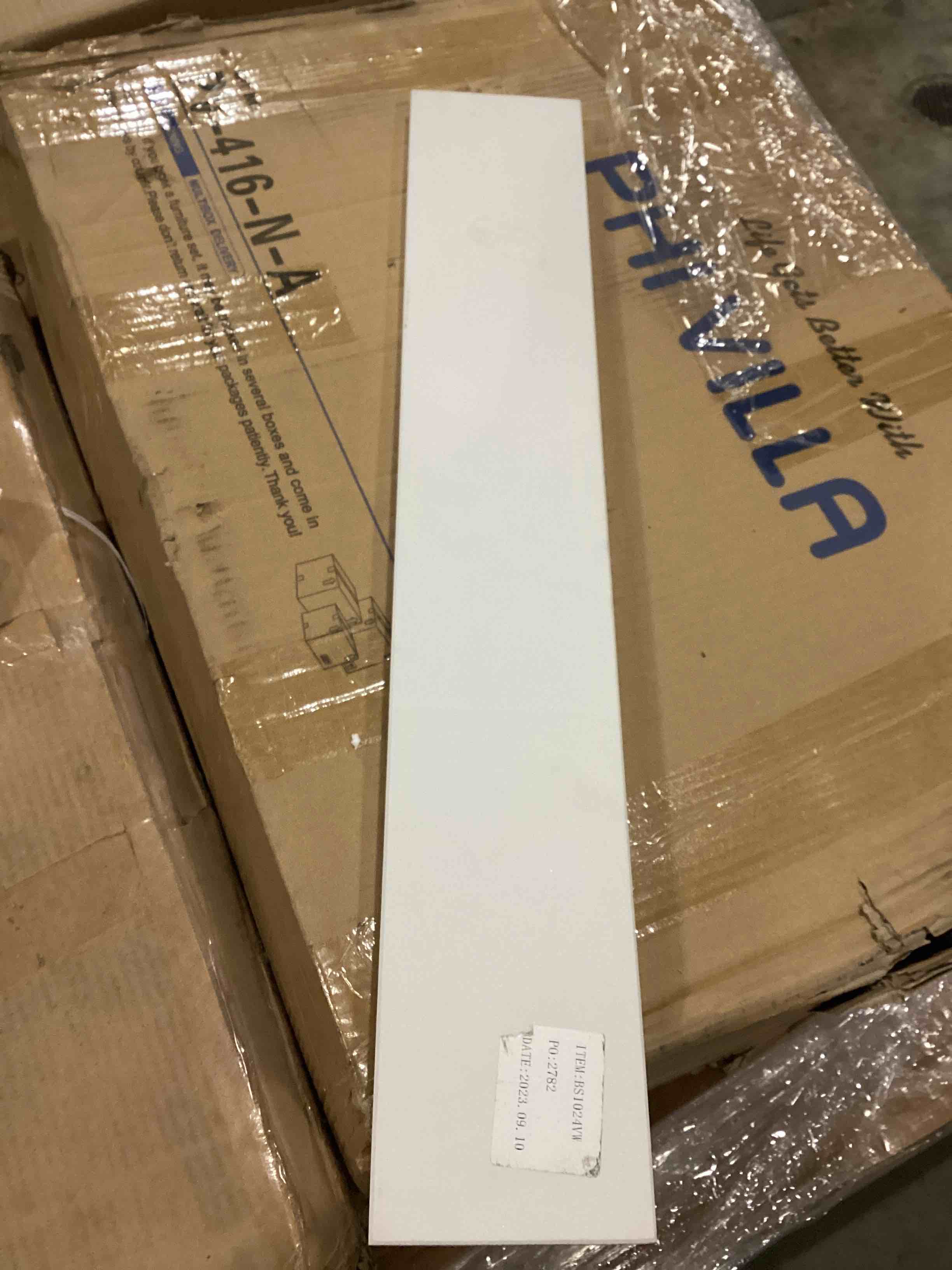 https://s3.amazonaws.com/lotting-images-prod/bidfta/BLU5890128_1712665234278.jpeg