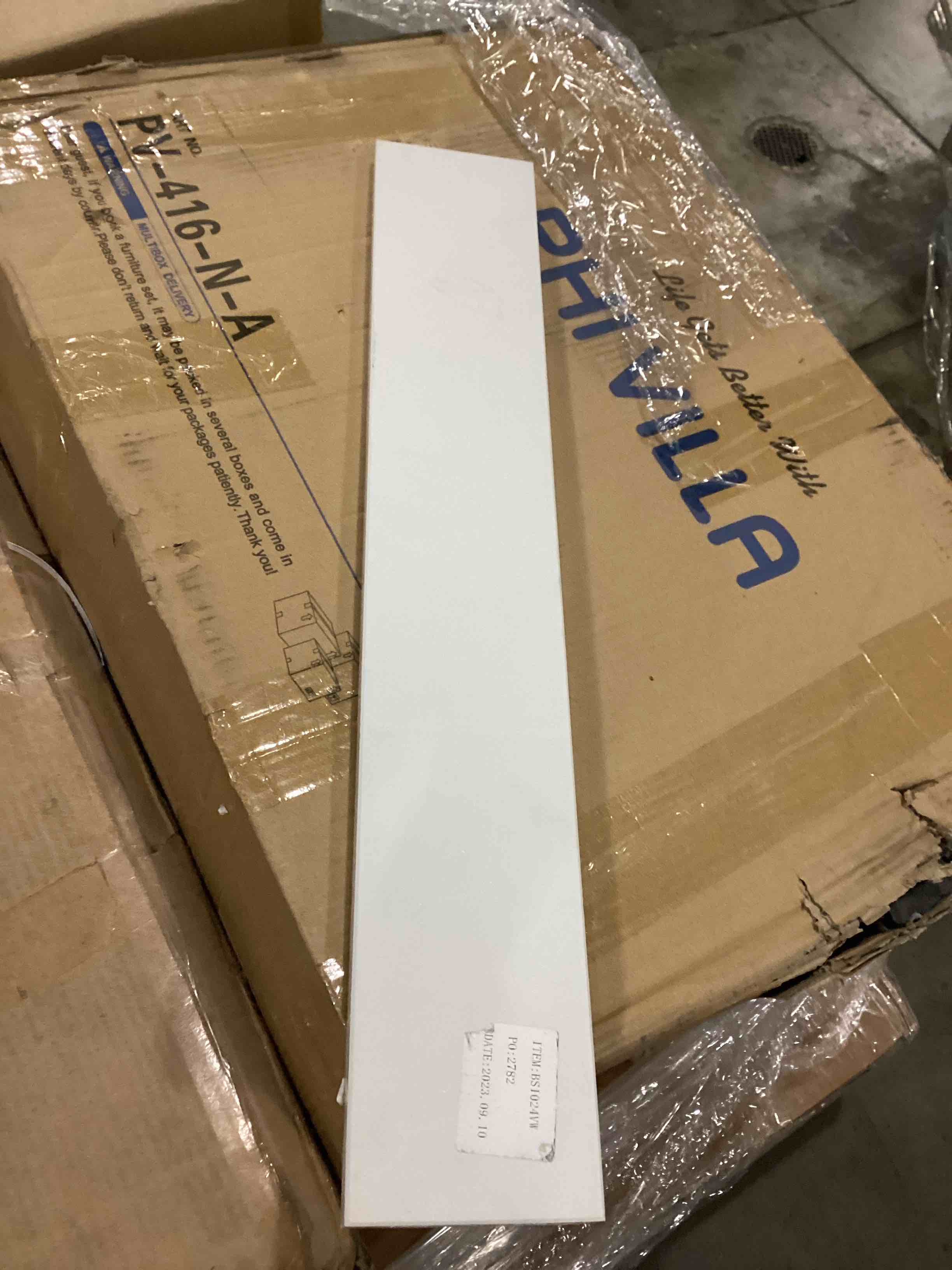 https://s3.amazonaws.com/lotting-images-prod/bidfta/BLU5890128_1712665257409.jpeg