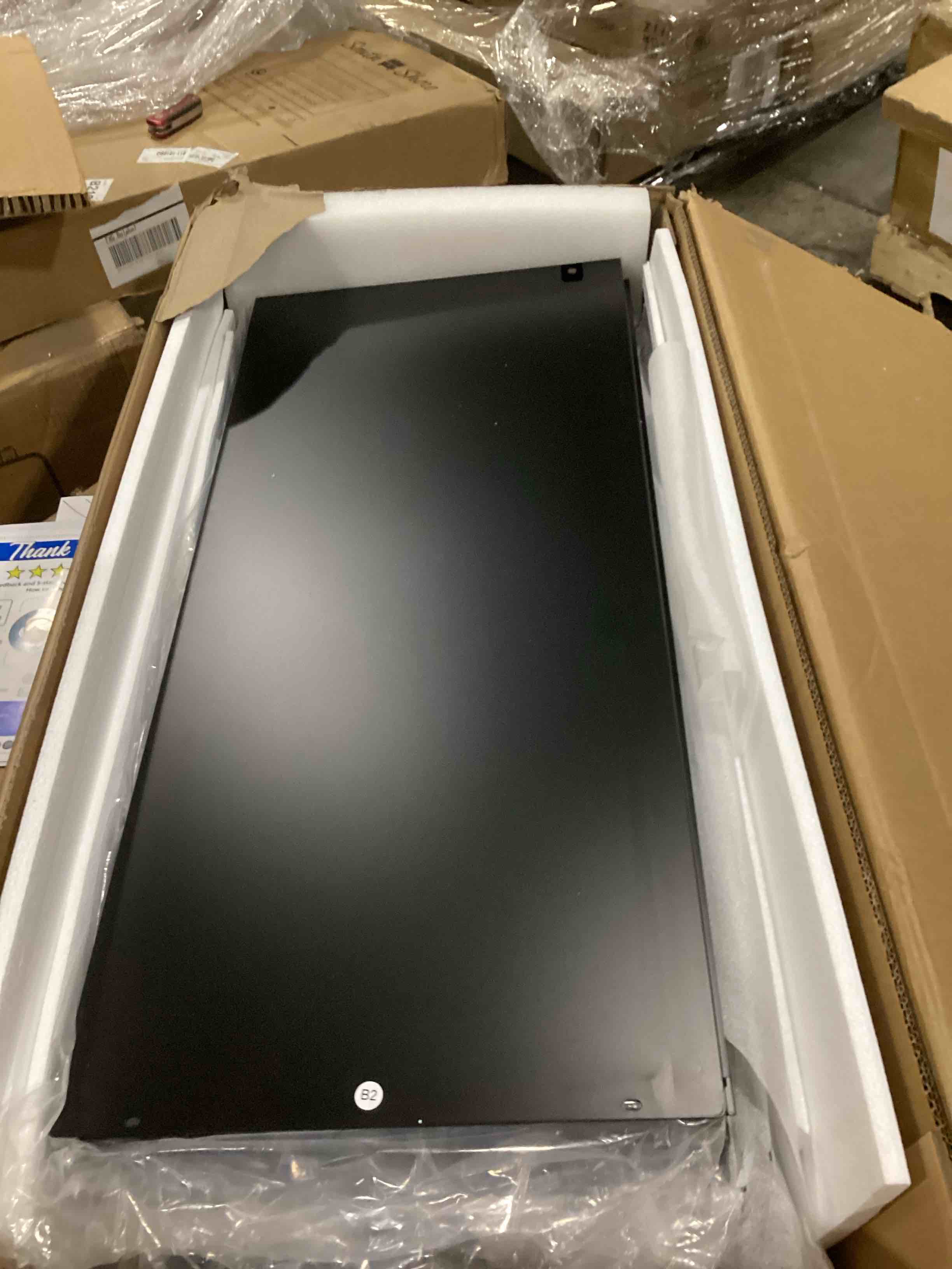 https://s3.amazonaws.com/lotting-images-prod/bidfta/BLU5890424_1713288427882.jpeg