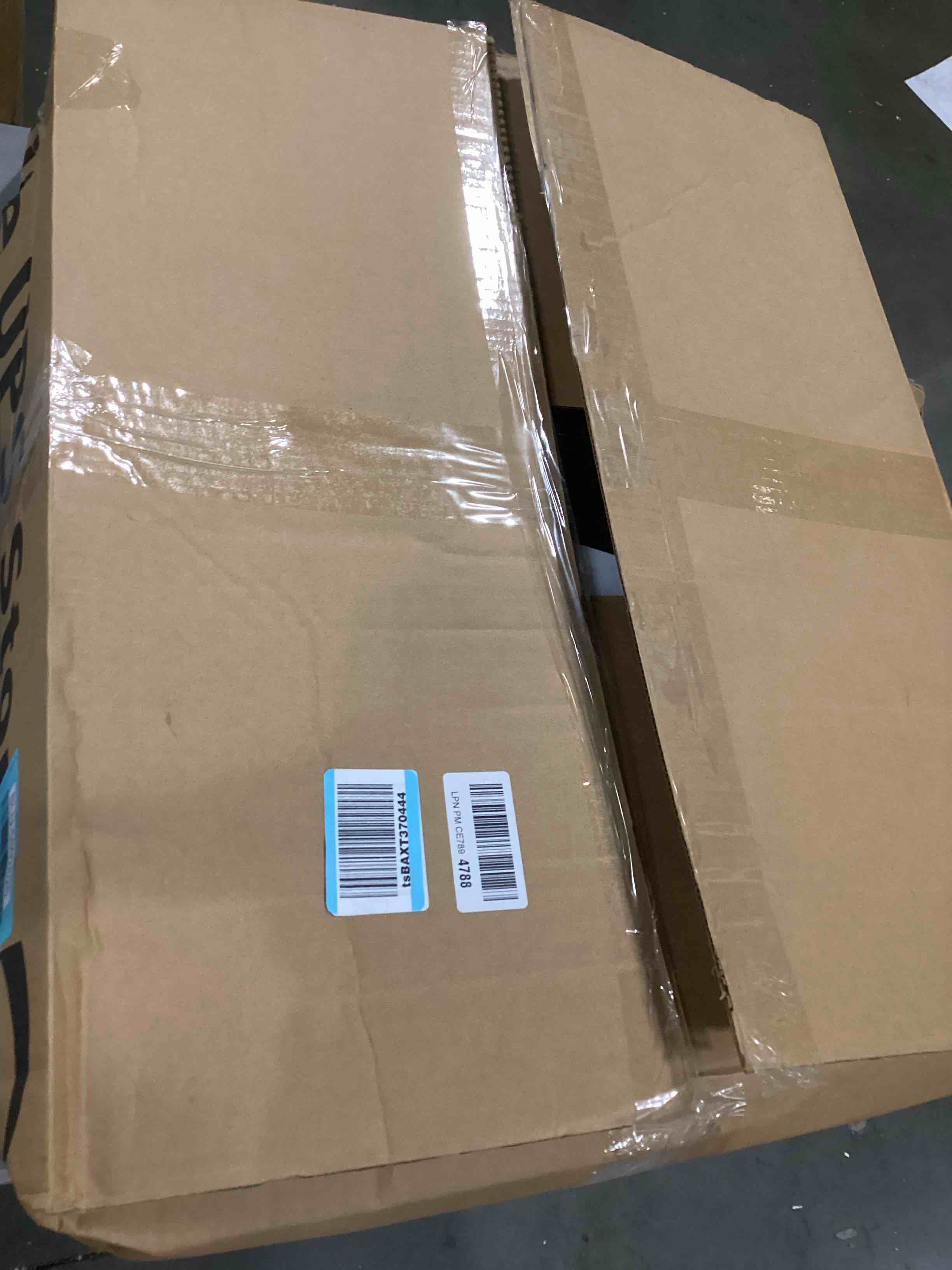 https://s3.amazonaws.com/lotting-images-prod/bidfta/BLU5892625_1712597018891.jpeg