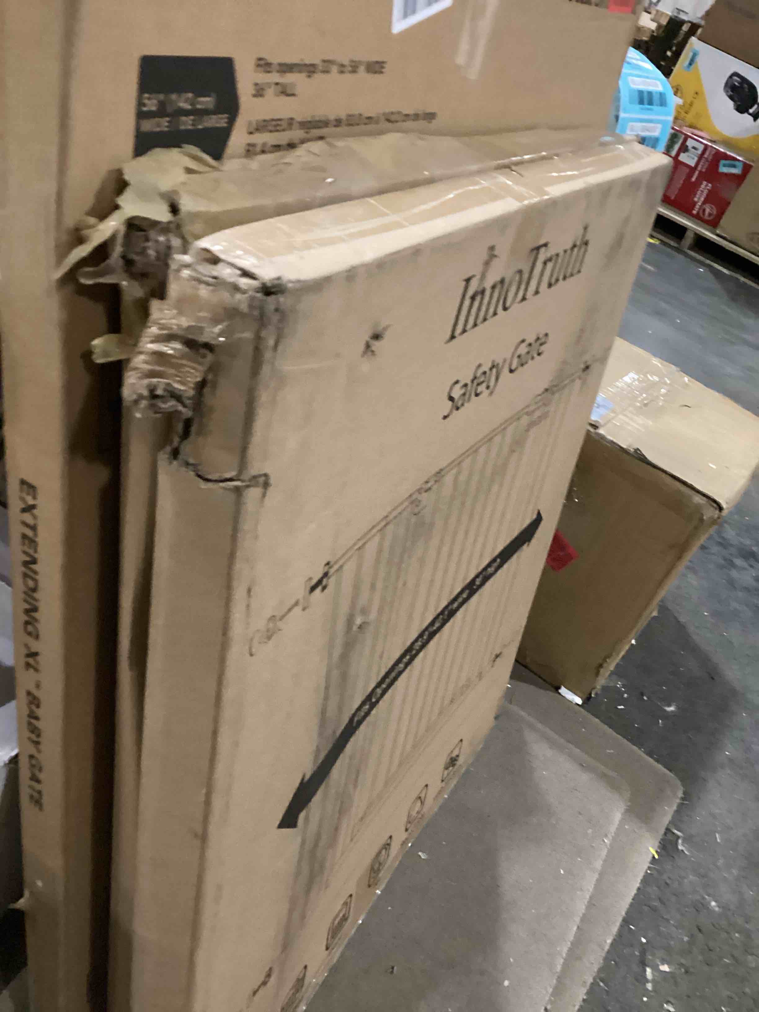https://s3.amazonaws.com/lotting-images-prod/bidfta/BLU5894094_1712155442105.jpeg