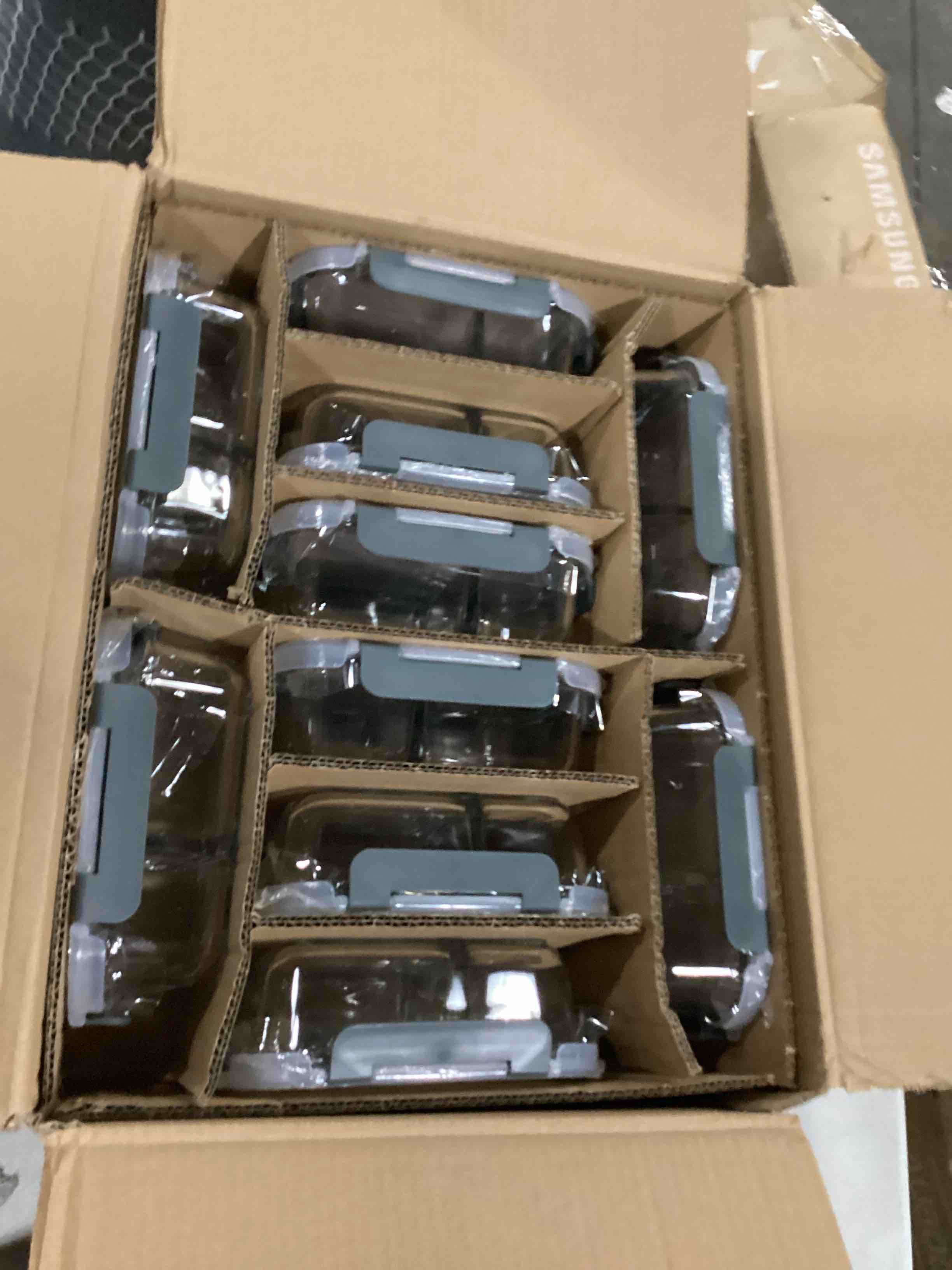 https://s3.amazonaws.com/lotting-images-prod/bidfta/BLU5894141_1712230643878.jpeg