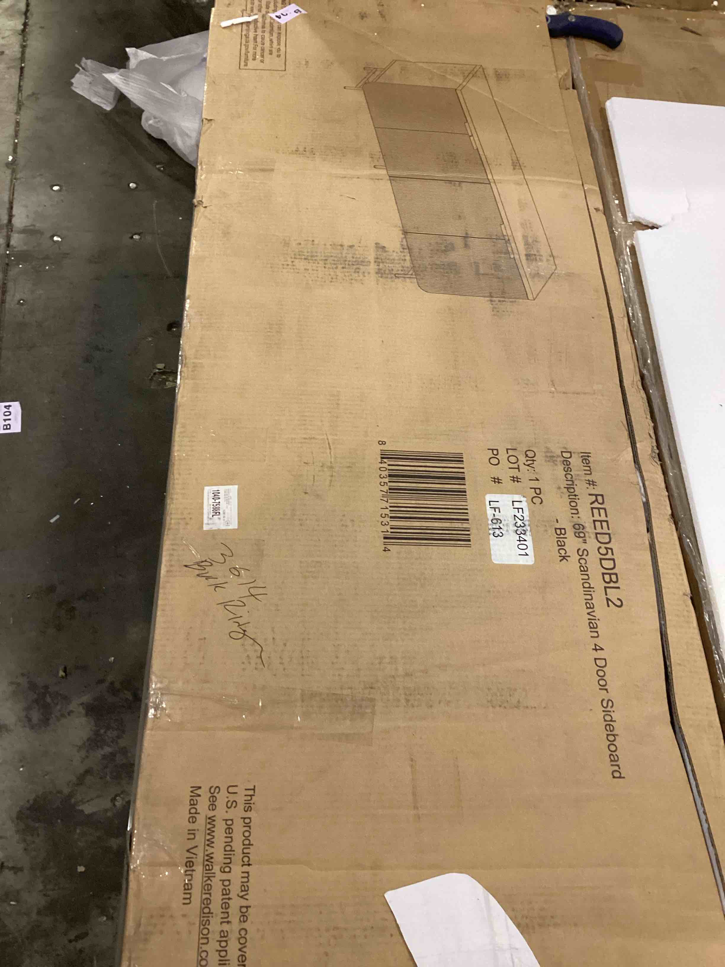 https://s3.amazonaws.com/lotting-images-prod/bidfta/BLU5894230_1712328592553.jpeg