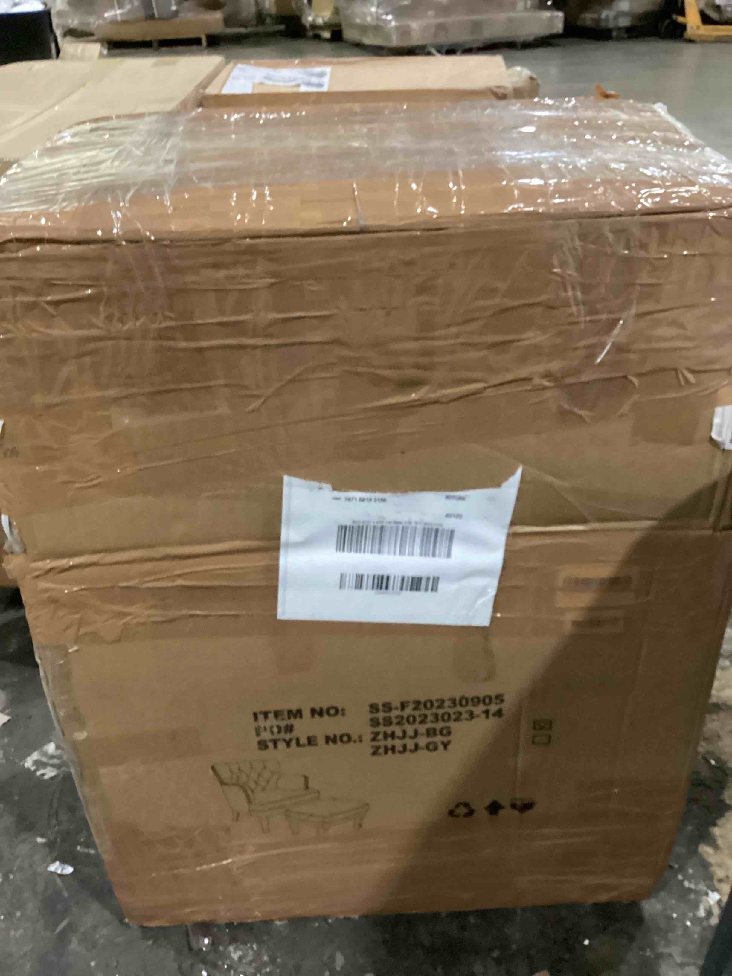 https://s3.amazonaws.com/lotting-images-prod/bidfta/BLU5894371_1712602652262.jpeg