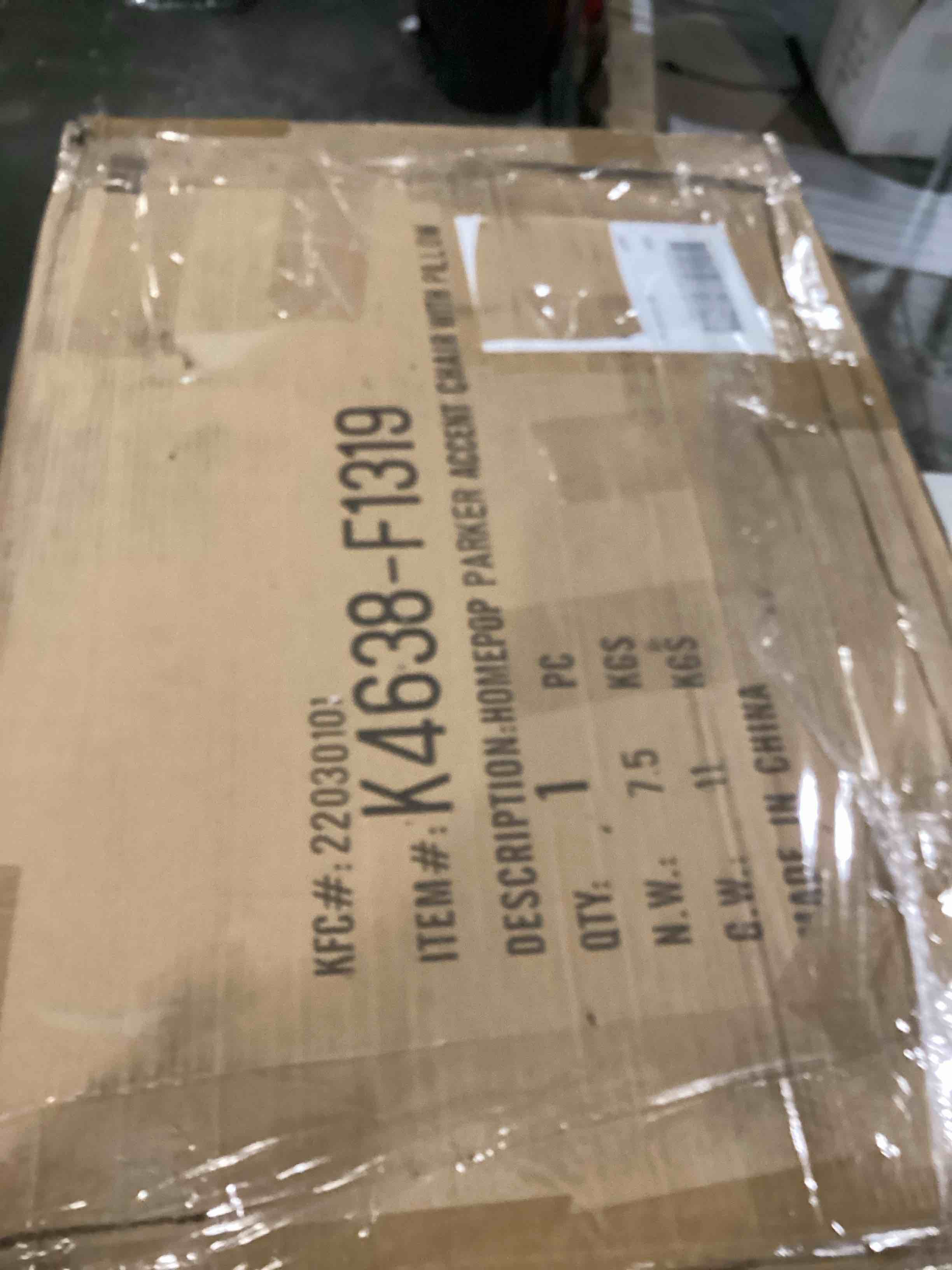 https://s3.amazonaws.com/lotting-images-prod/bidfta/BLU5894884_1713200109646.jpeg