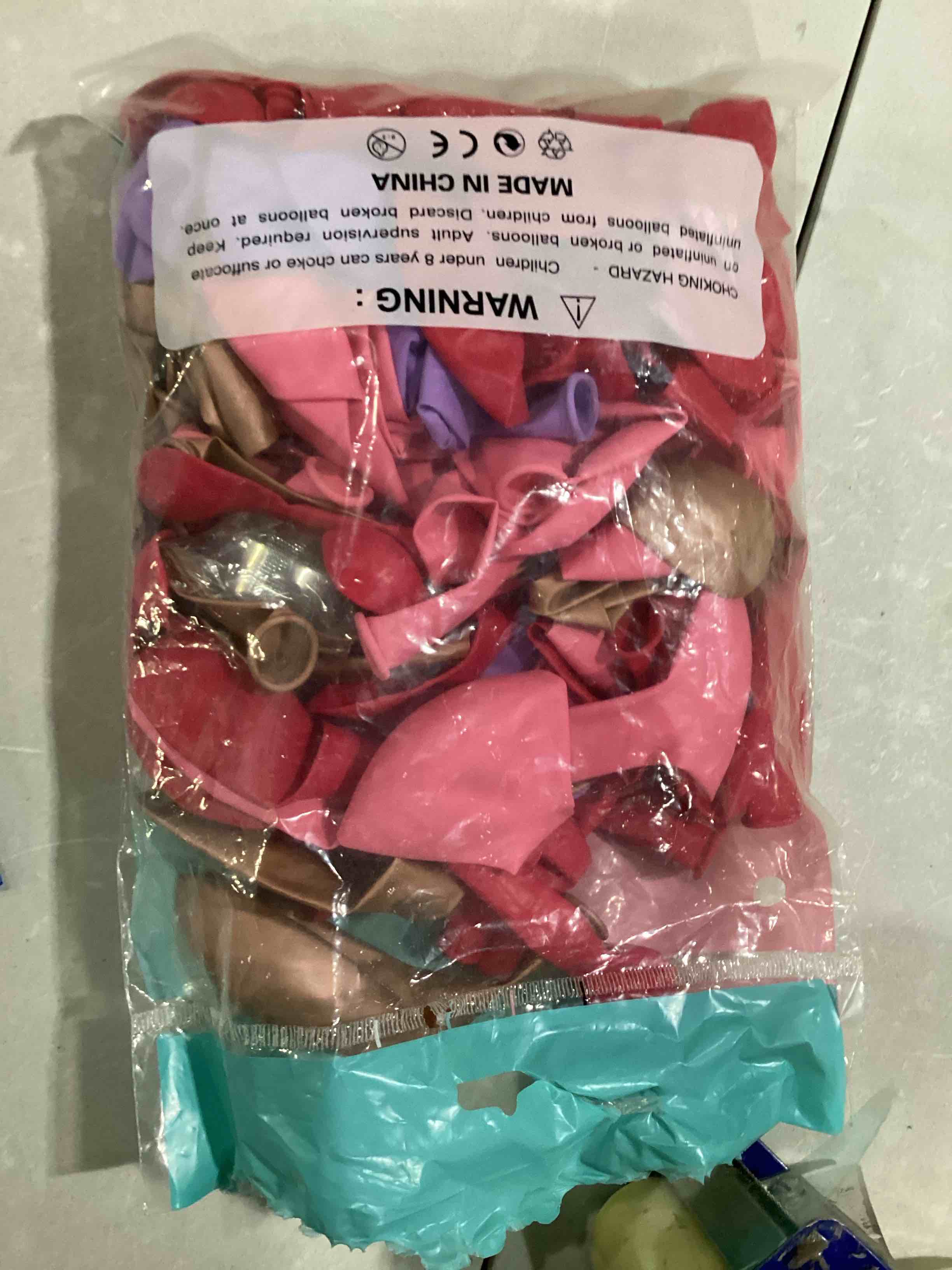 https://s3.amazonaws.com/lotting-images-prod/bidfta/BLU5895181_1713525665234.jpeg