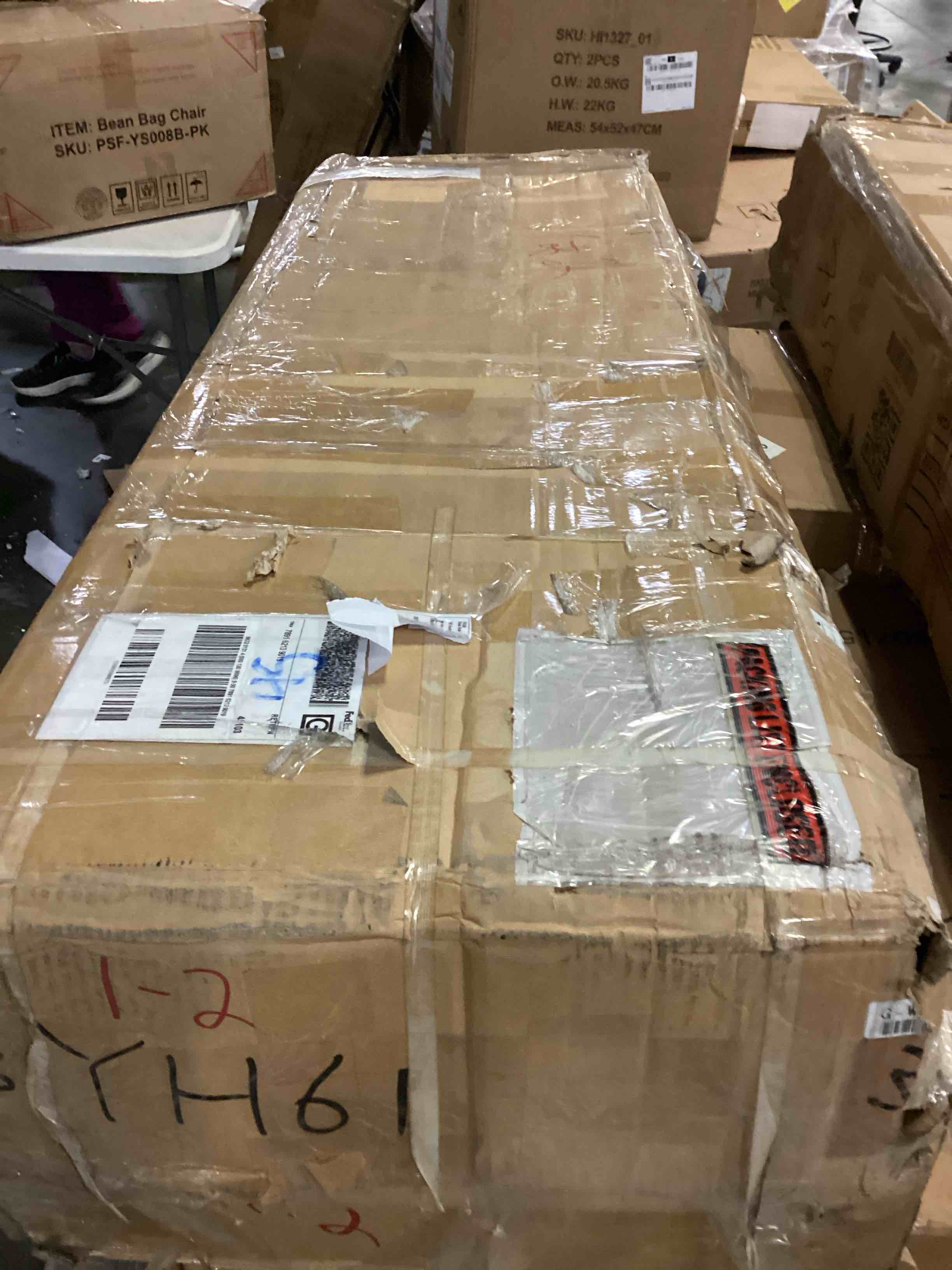 https://s3.amazonaws.com/lotting-images-prod/bidfta/BLU5896093_1713195619149.jpeg