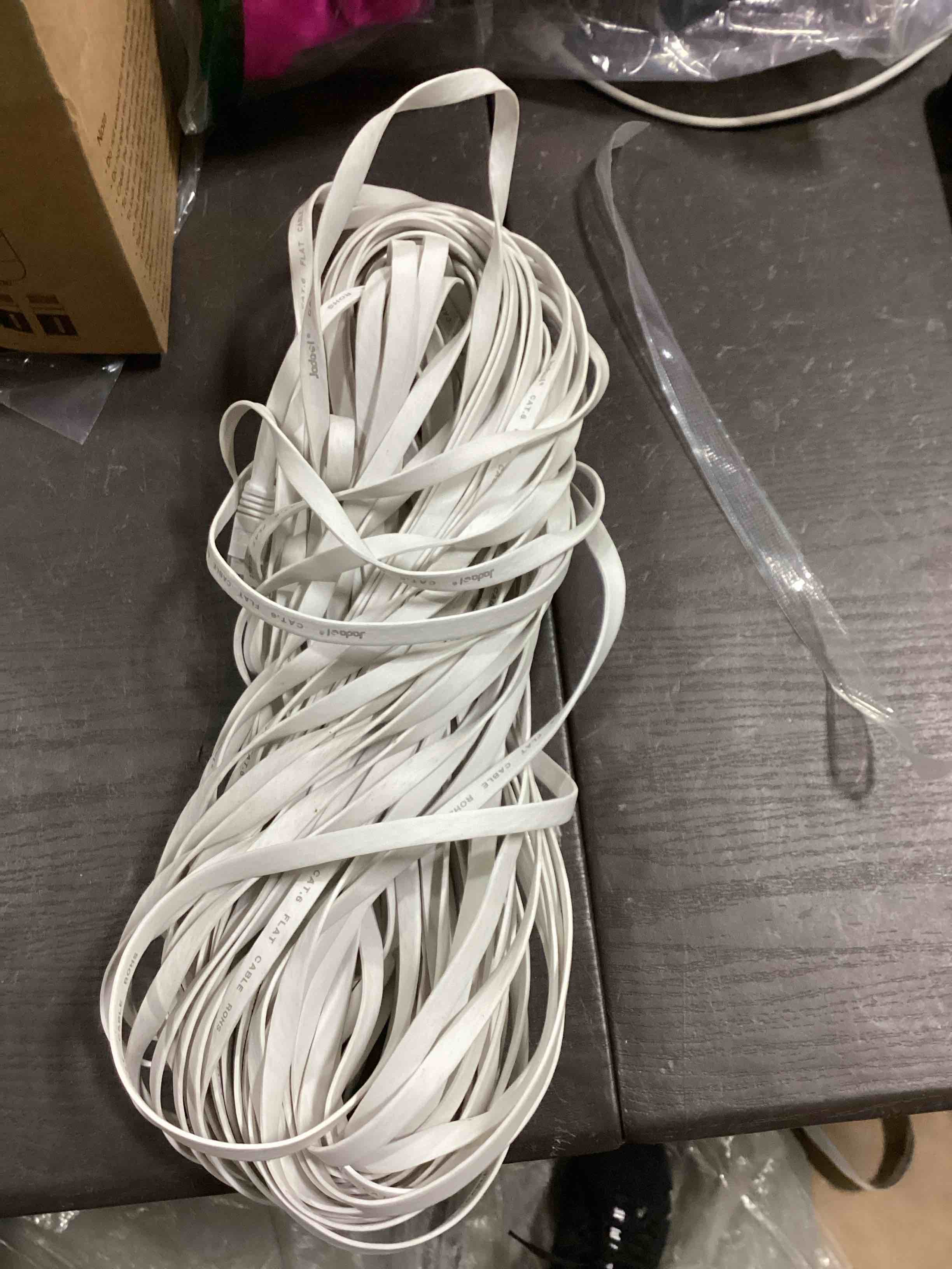 https://s3.amazonaws.com/lotting-images-prod/bidfta/BLU5898155_1713883765769.jpeg
