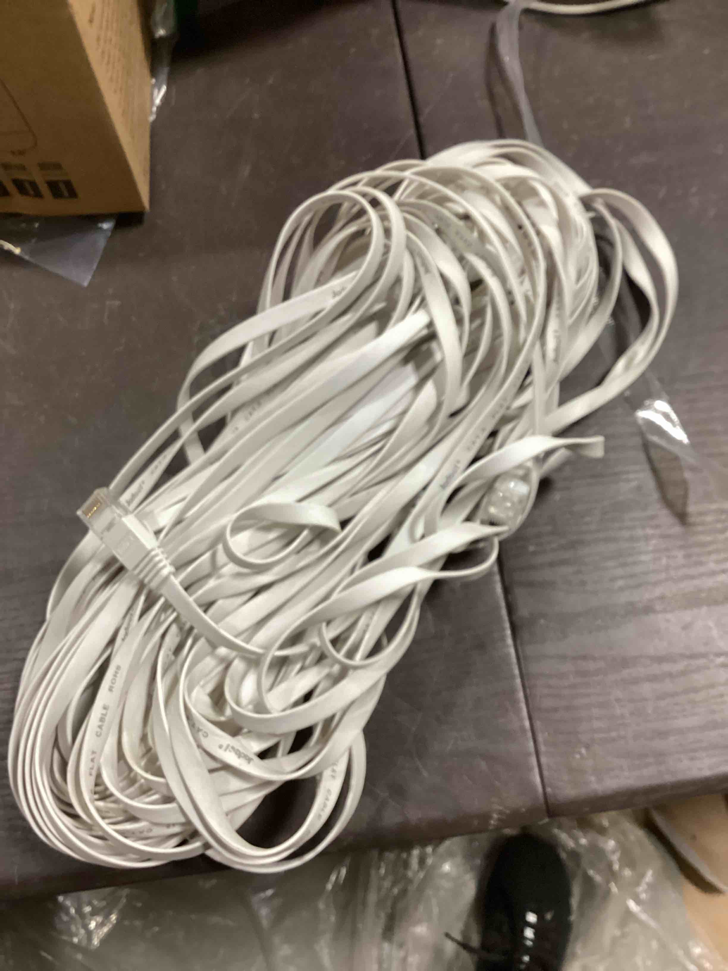 https://s3.amazonaws.com/lotting-images-prod/bidfta/BLU5898155_1713883771569.jpeg