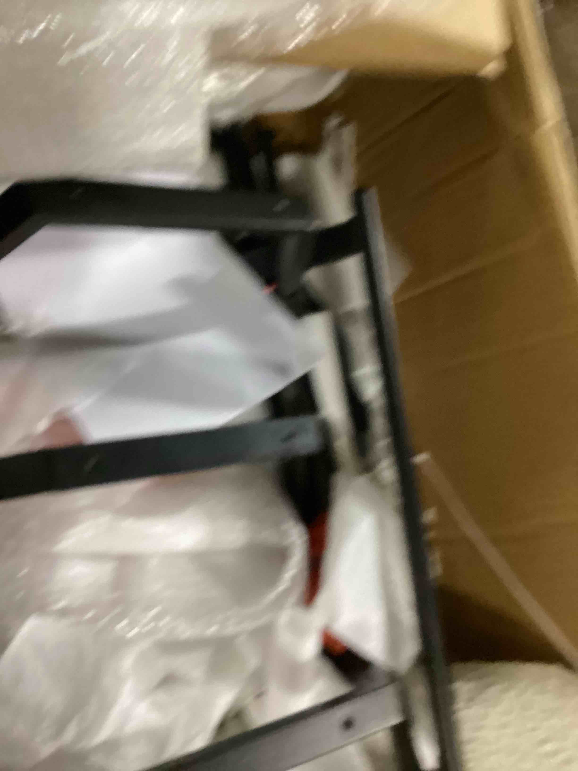 https://s3.amazonaws.com/lotting-images-prod/bidfta/BLU5898588_1711739818270.jpeg