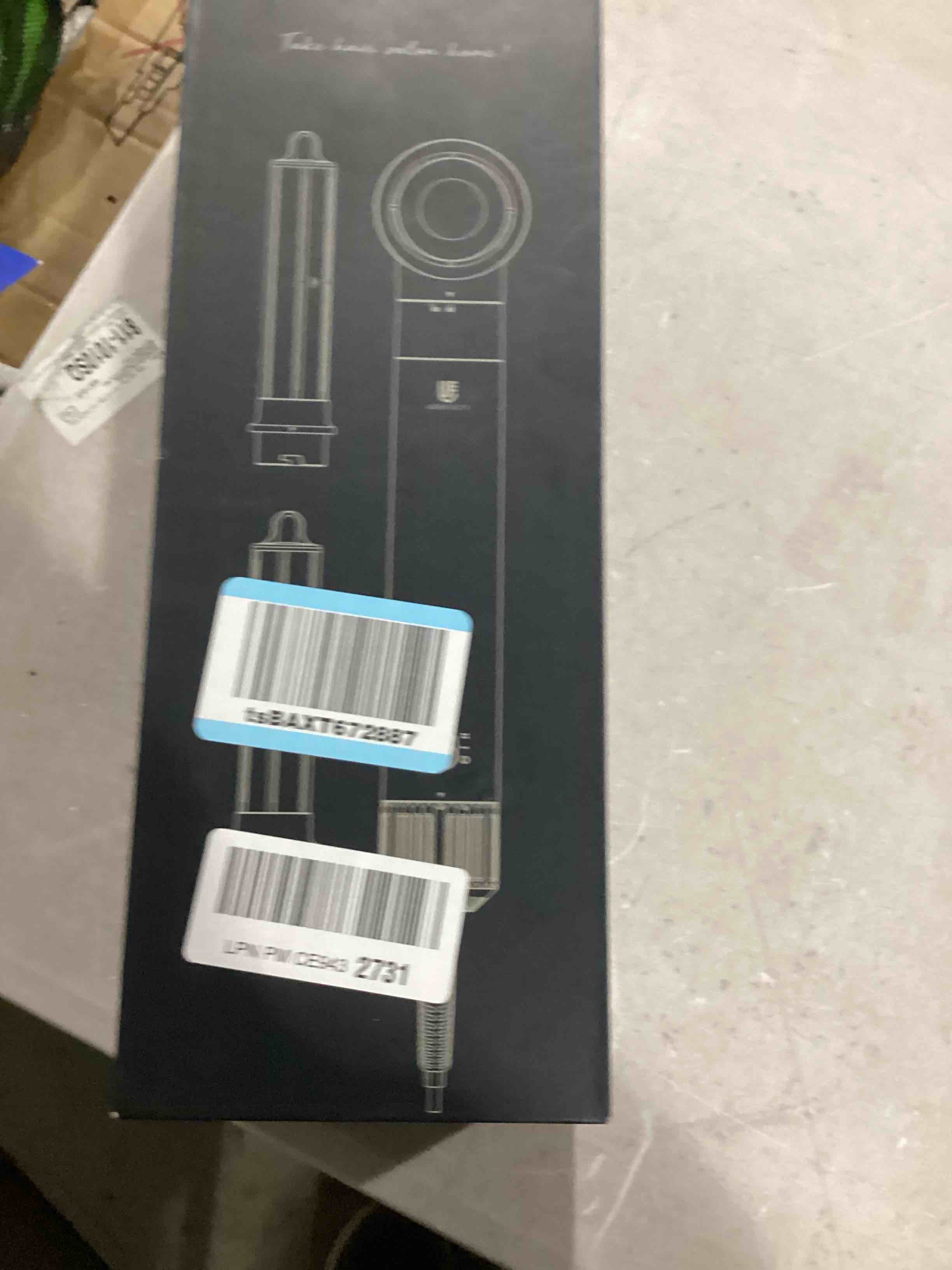 https://s3.amazonaws.com/lotting-images-prod/bidfta/BLU5899511_1713445838694.jpeg