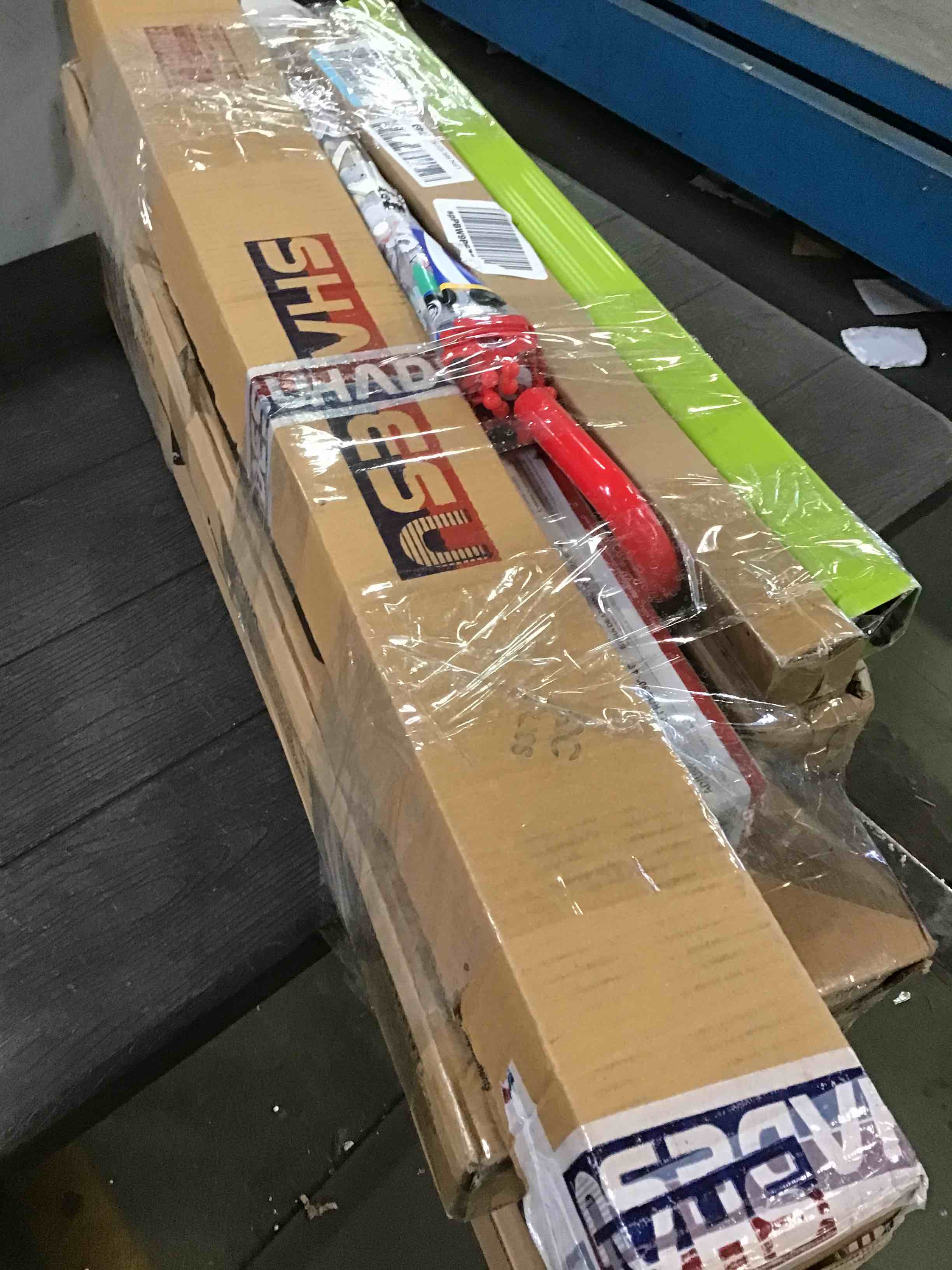 assortment item retractable gate/ umbrella/ curtain rod and more 8 pack 