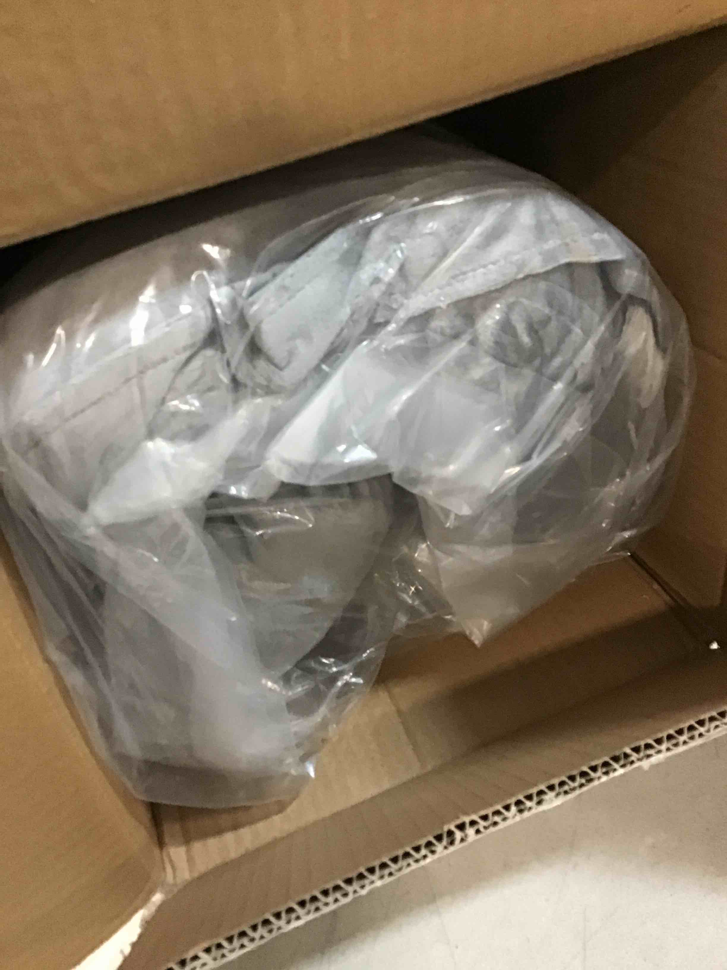 https://s3.amazonaws.com/lotting-images-prod/bidfta/BLU5900171_1710946461960.jpeg