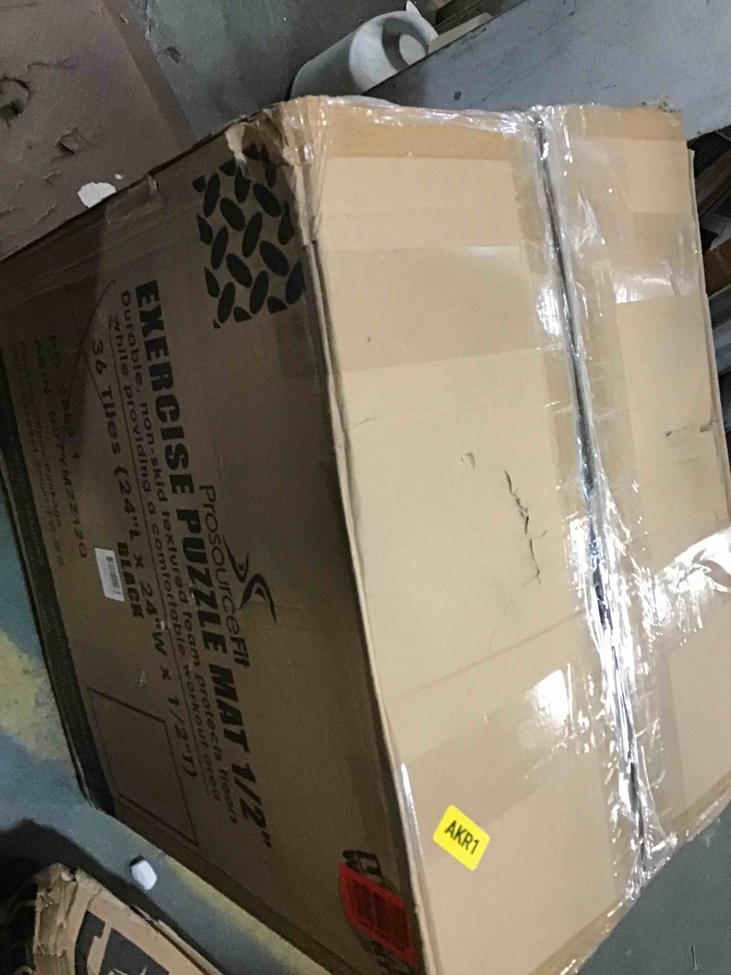 https://s3.amazonaws.com/lotting-images-prod/bidfta/BLU5900314_1711035342704.jpeg