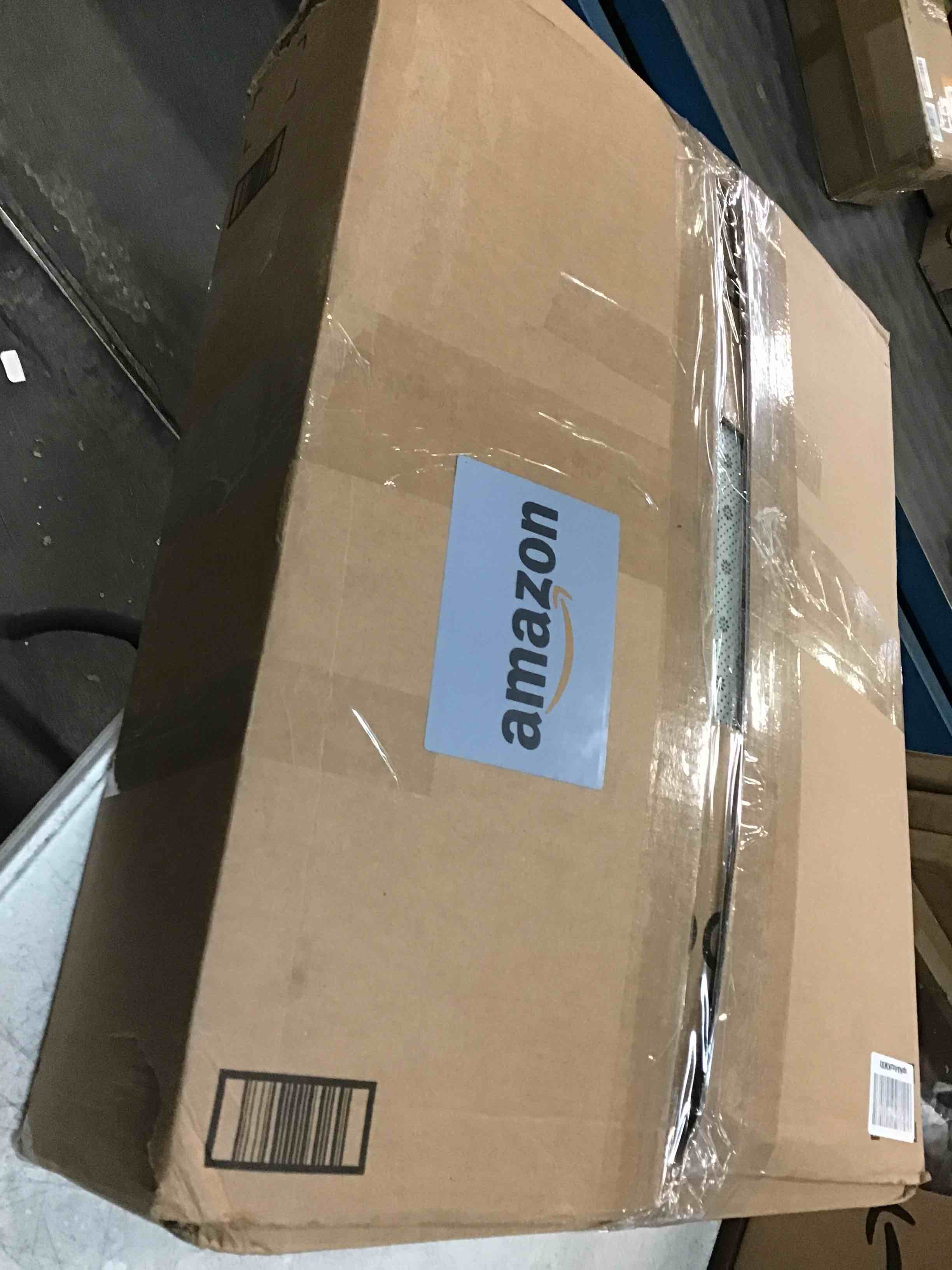 https://s3.amazonaws.com/lotting-images-prod/bidfta/BLU5900591_1711129624823.jpeg