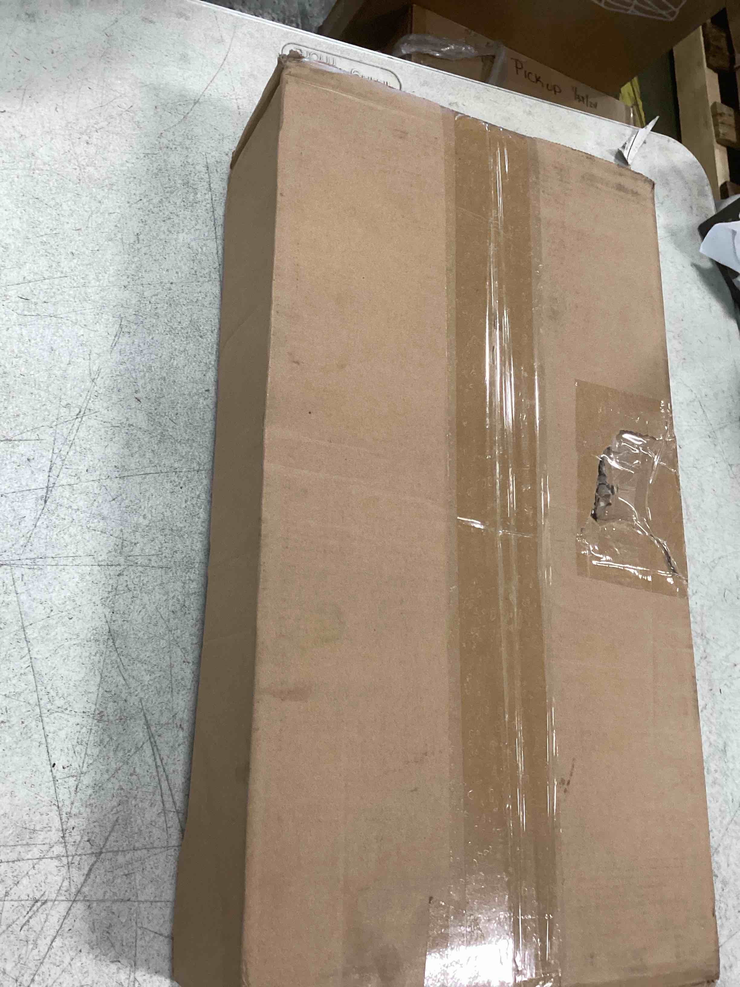 https://s3.amazonaws.com/lotting-images-prod/bidfta/BLU5901666_1710870312967.jpeg